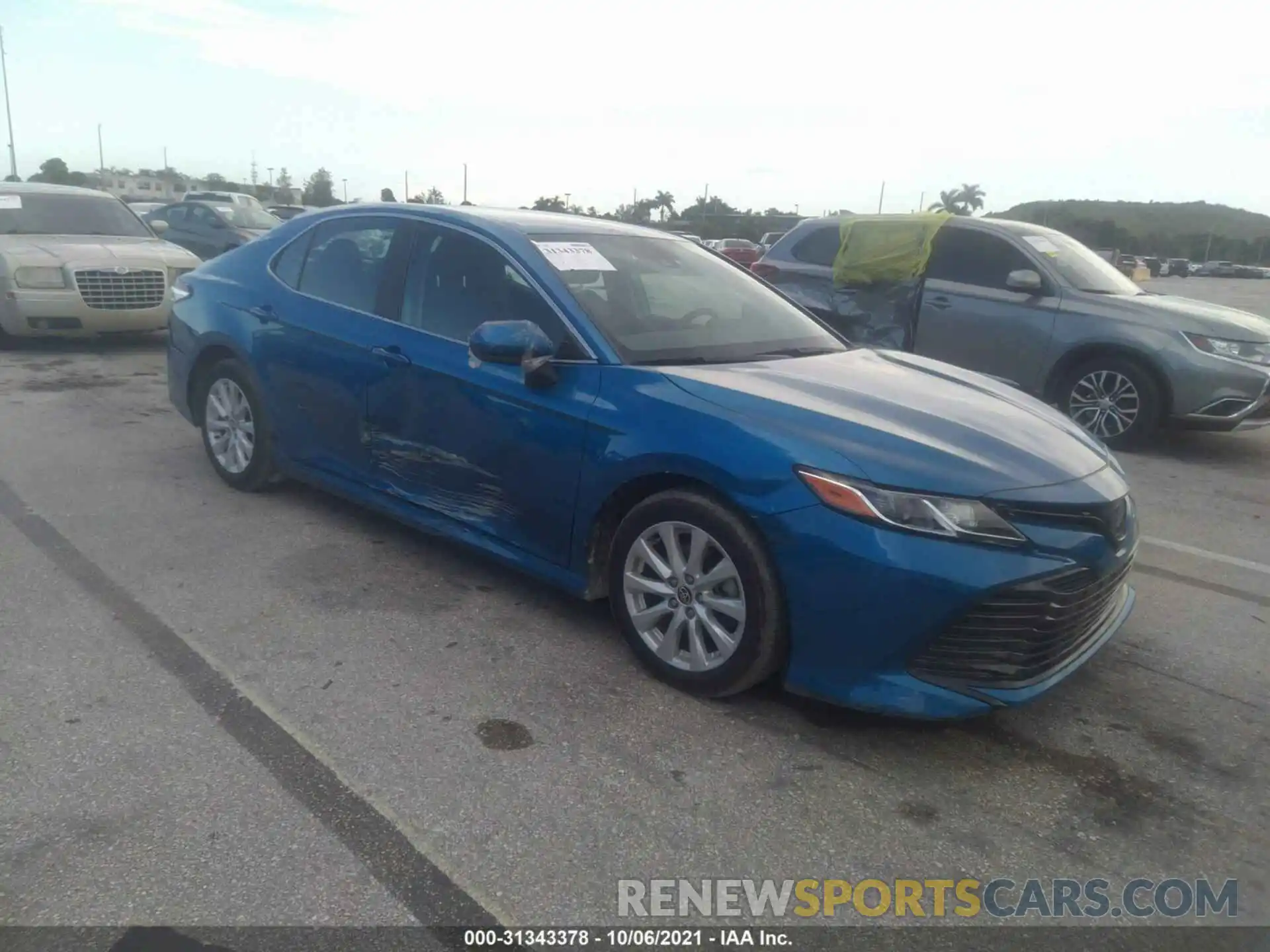 1 Photograph of a damaged car 4T1C11AK0LU378716 TOYOTA CAMRY 2020