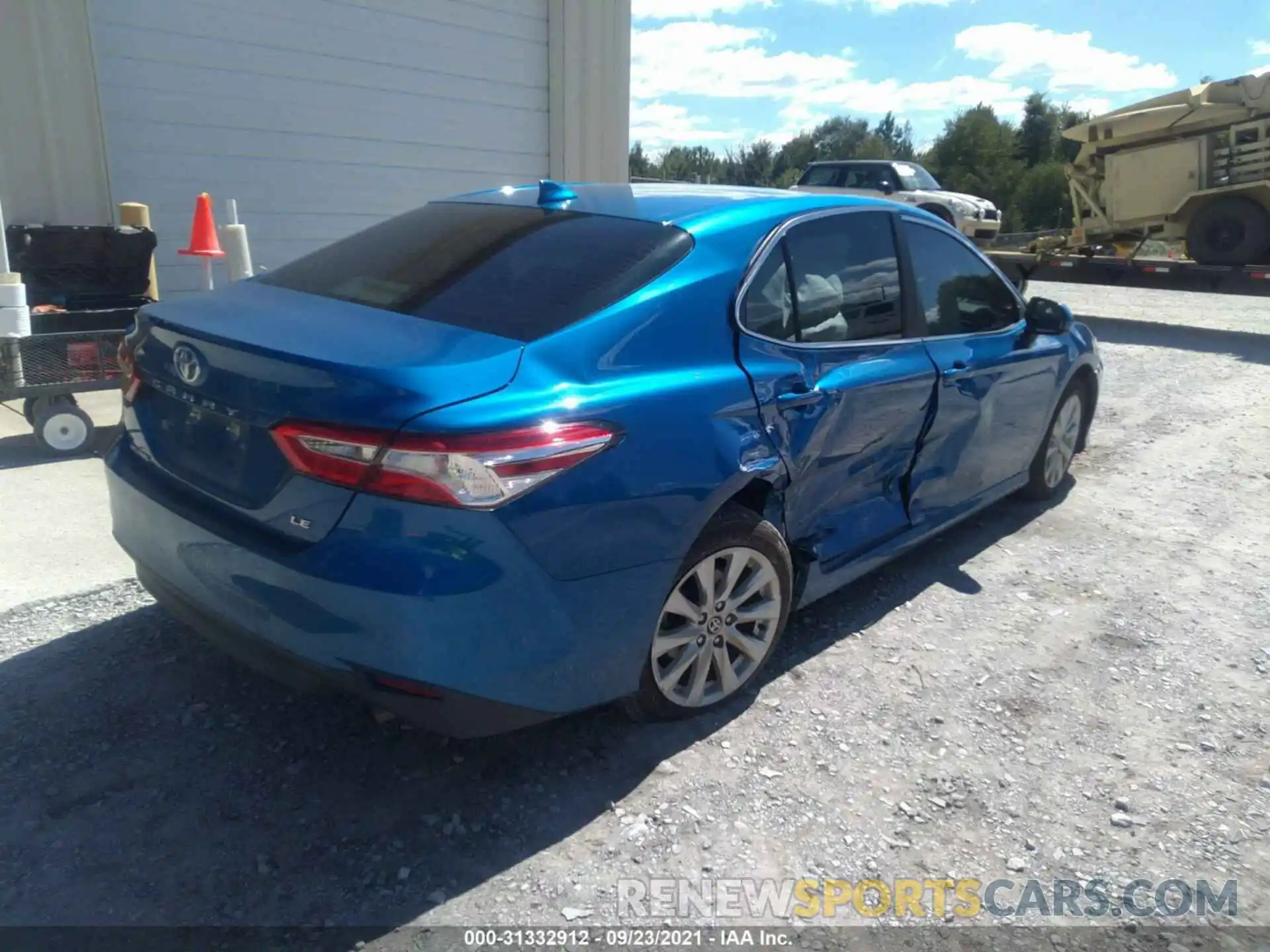 4 Photograph of a damaged car 4T1C11AK0LU393085 TOYOTA CAMRY 2020