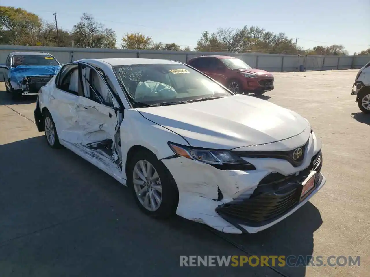 1 Photograph of a damaged car 4T1C11AK0LU398237 TOYOTA CAMRY 2020