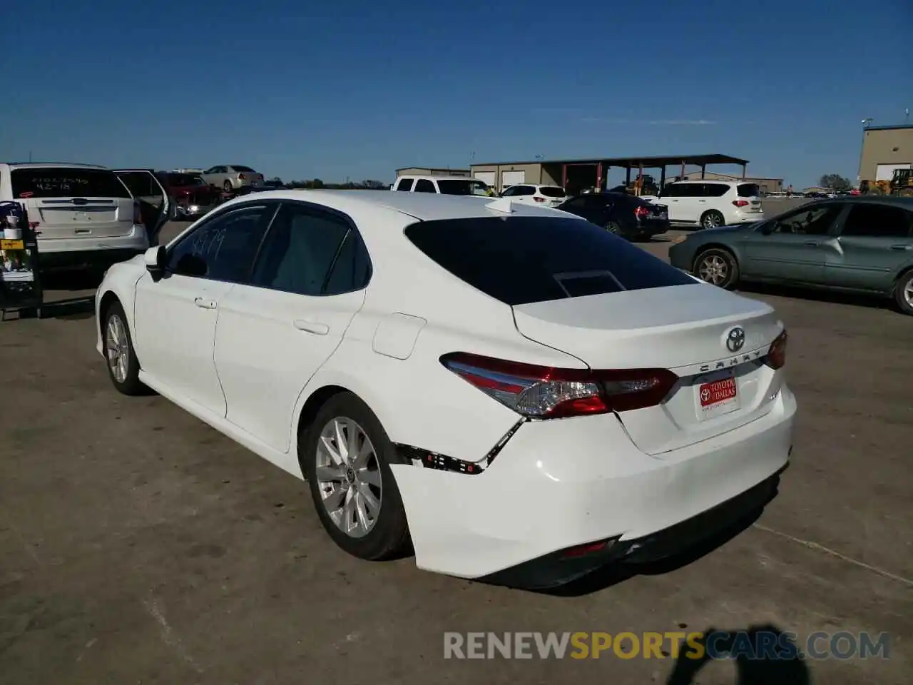 3 Photograph of a damaged car 4T1C11AK0LU398237 TOYOTA CAMRY 2020