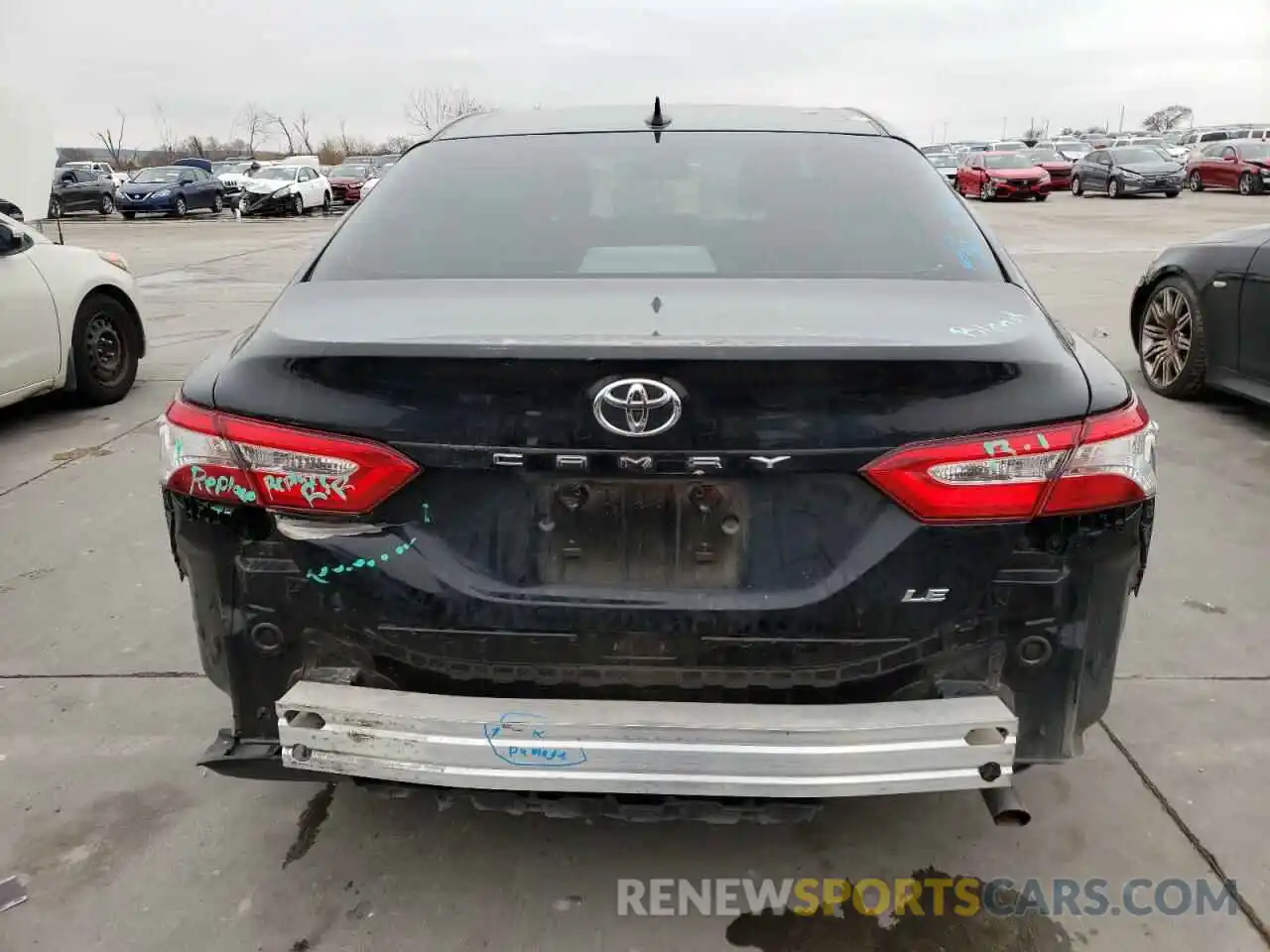 9 Photograph of a damaged car 4T1C11AK0LU398304 TOYOTA CAMRY 2020