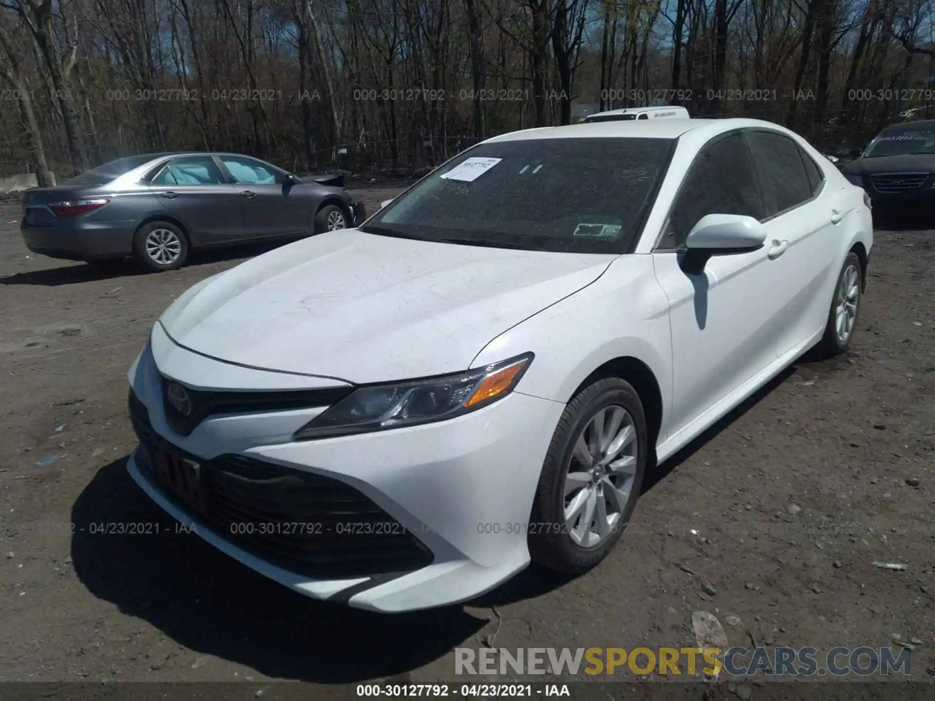 2 Photograph of a damaged car 4T1C11AK0LU866192 TOYOTA CAMRY 2020