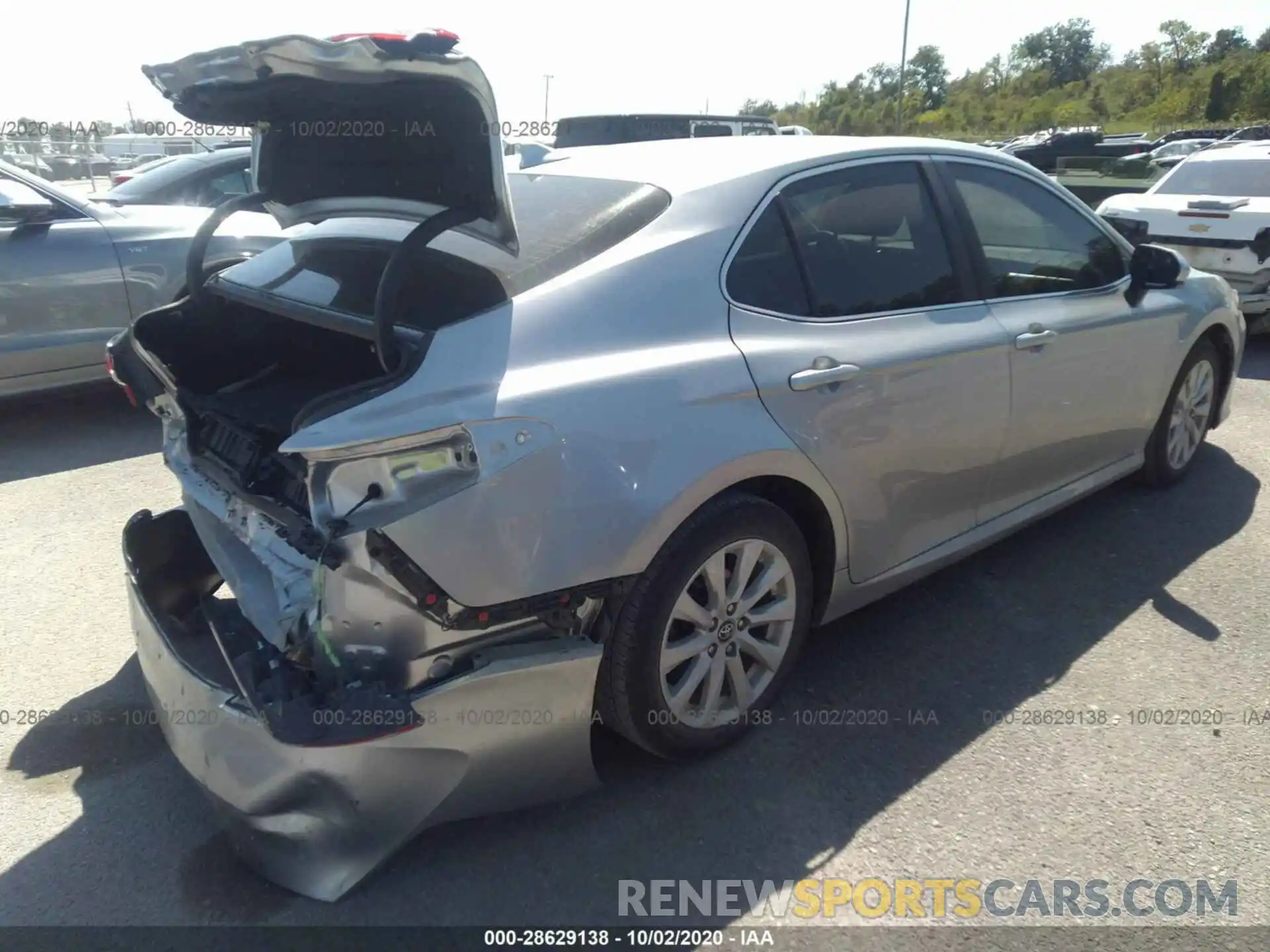 4 Photograph of a damaged car 4T1C11AK0LU867584 TOYOTA CAMRY 2020