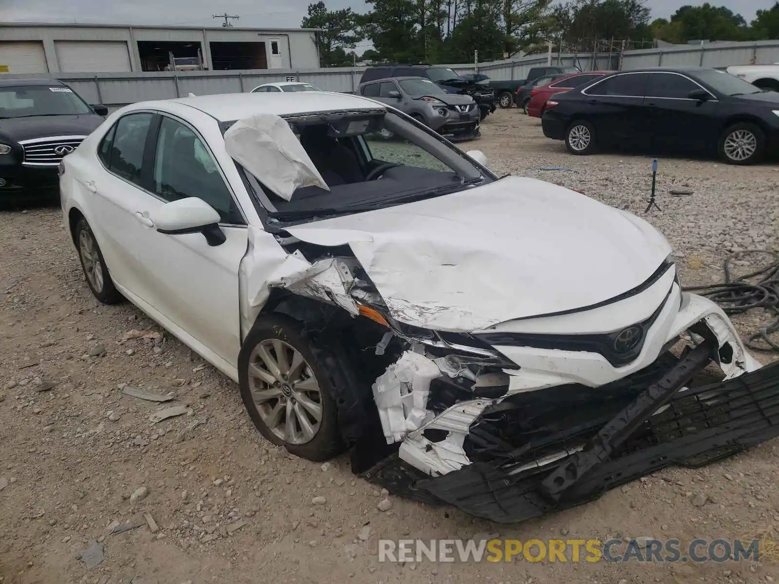 1 Photograph of a damaged car 4T1C11AK0LU869965 TOYOTA CAMRY 2020