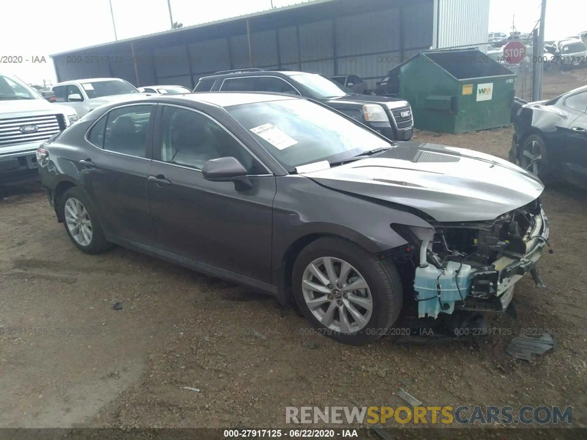 1 Photograph of a damaged car 4T1C11AK0LU869979 TOYOTA CAMRY 2020