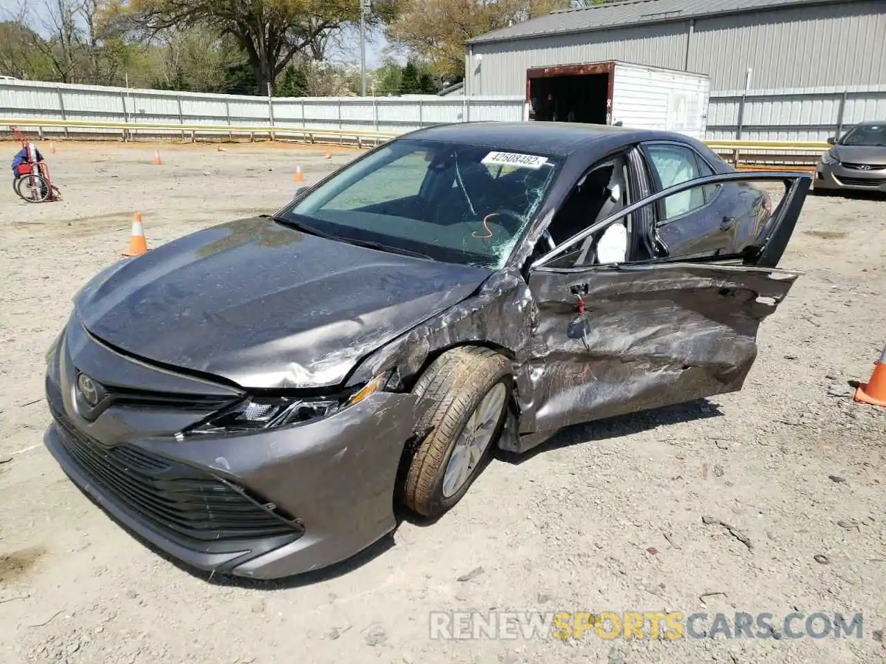 2 Photograph of a damaged car 4T1C11AK0LU870470 TOYOTA CAMRY 2020