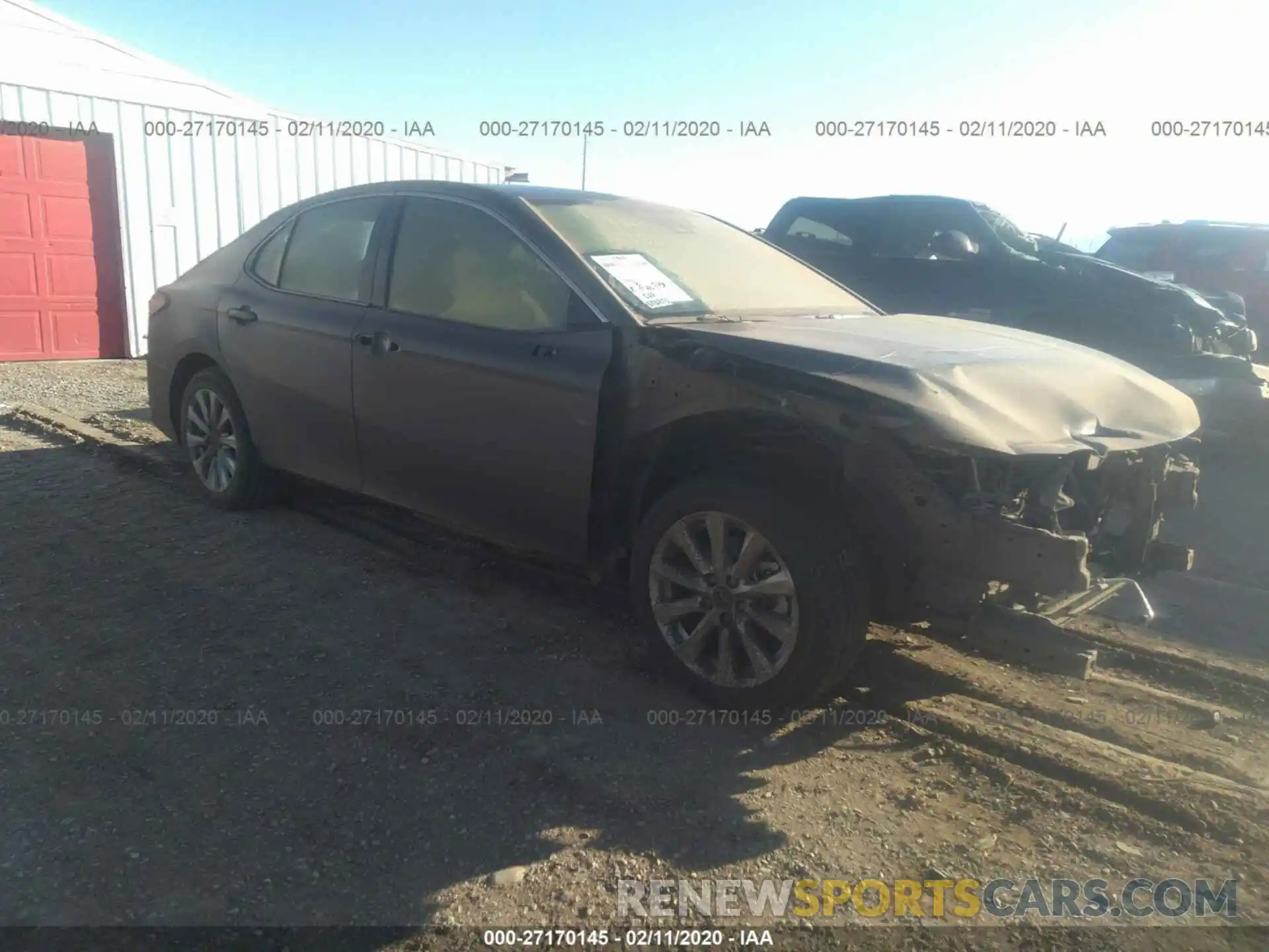 1 Photograph of a damaged car 4T1C11AK0LU872039 TOYOTA CAMRY 2020