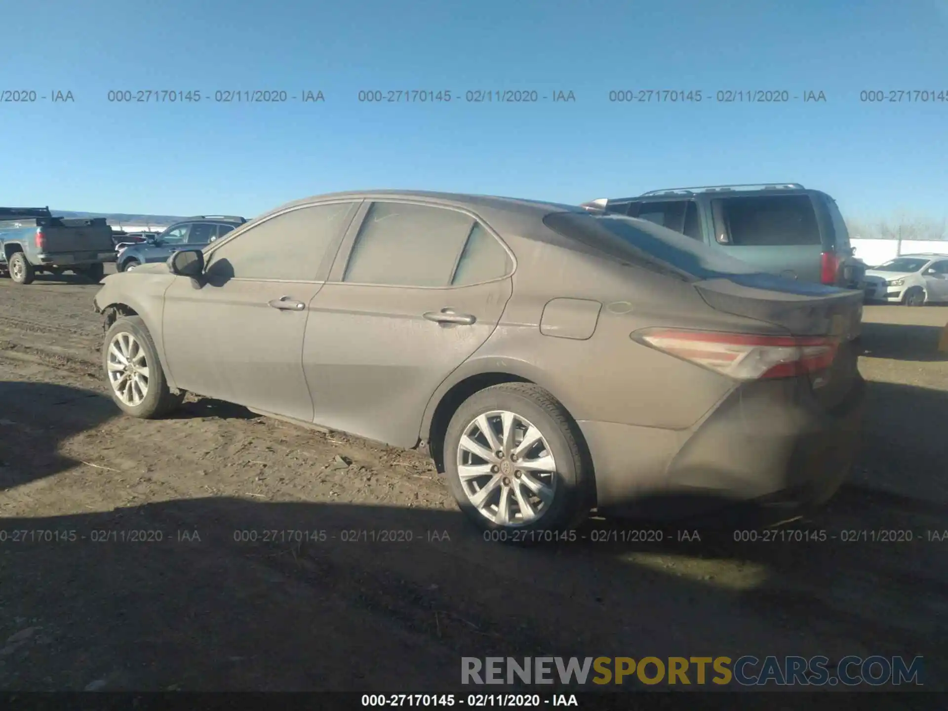 3 Photograph of a damaged car 4T1C11AK0LU872039 TOYOTA CAMRY 2020