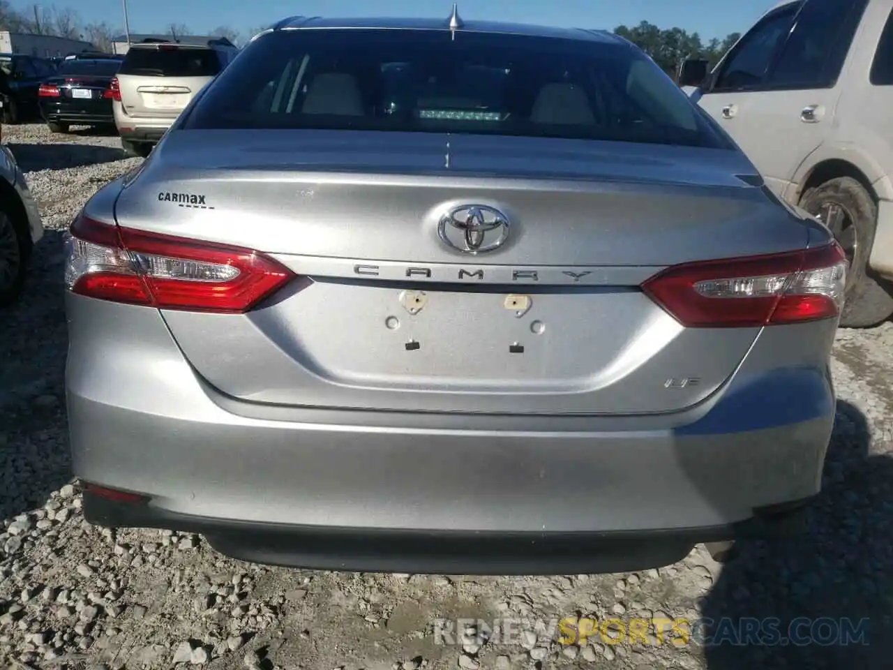 9 Photograph of a damaged car 4T1C11AK0LU876821 TOYOTA CAMRY 2020