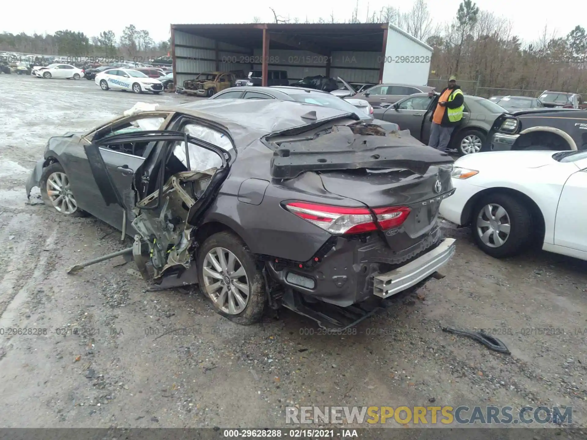 3 Photograph of a damaged car 4T1C11AK0LU878617 TOYOTA CAMRY 2020