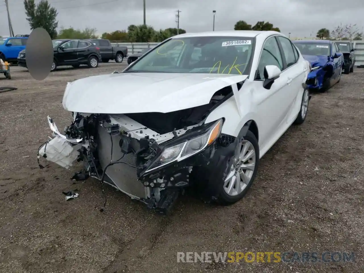 2 Photograph of a damaged car 4T1C11AK0LU879217 TOYOTA CAMRY 2020