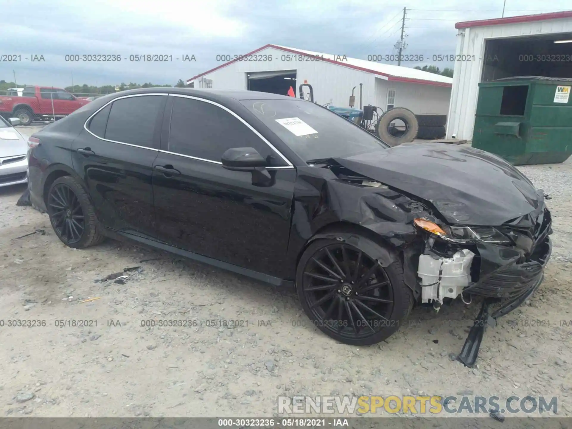 1 Photograph of a damaged car 4T1C11AK0LU880898 TOYOTA CAMRY 2020