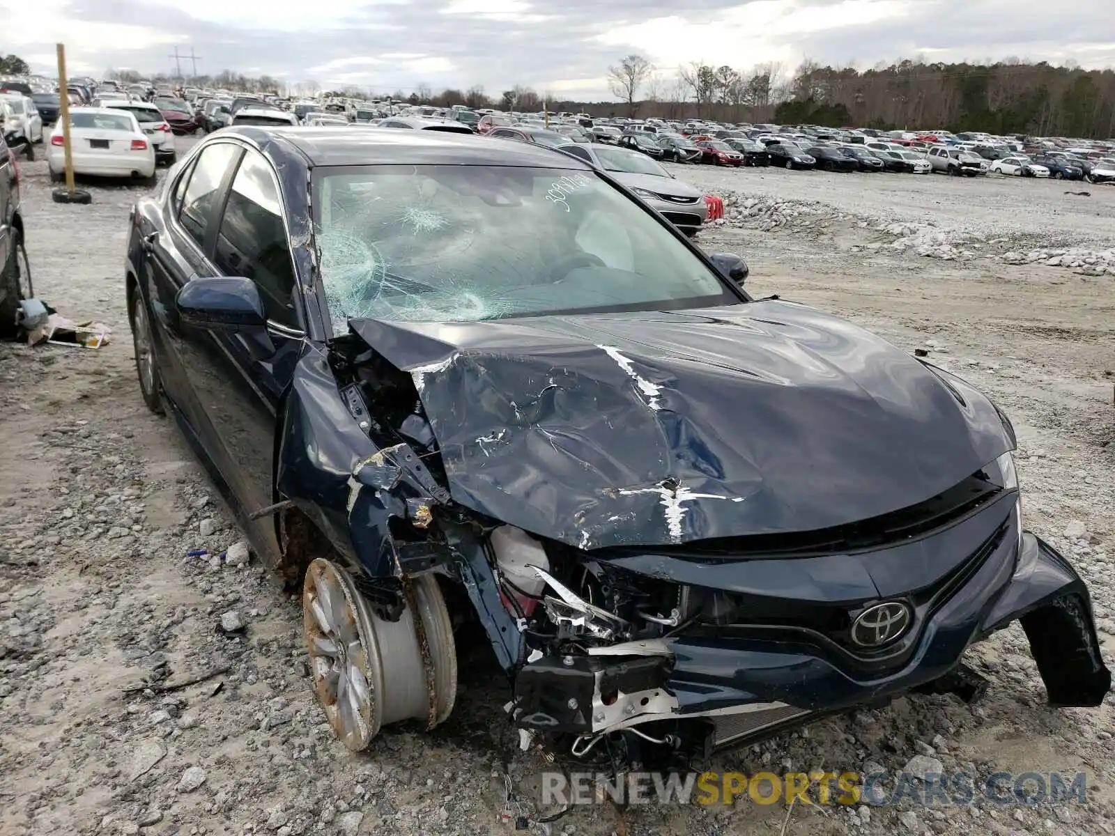 1 Photograph of a damaged car 4T1C11AK0LU881226 TOYOTA CAMRY 2020