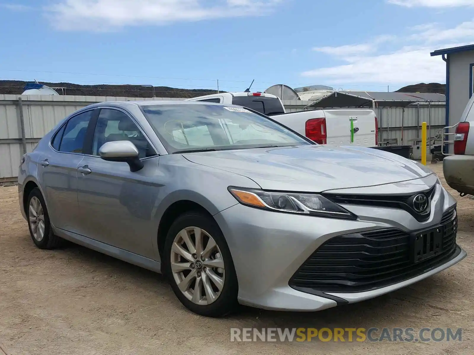 1 Photograph of a damaged car 4T1C11AK0LU881369 TOYOTA CAMRY 2020