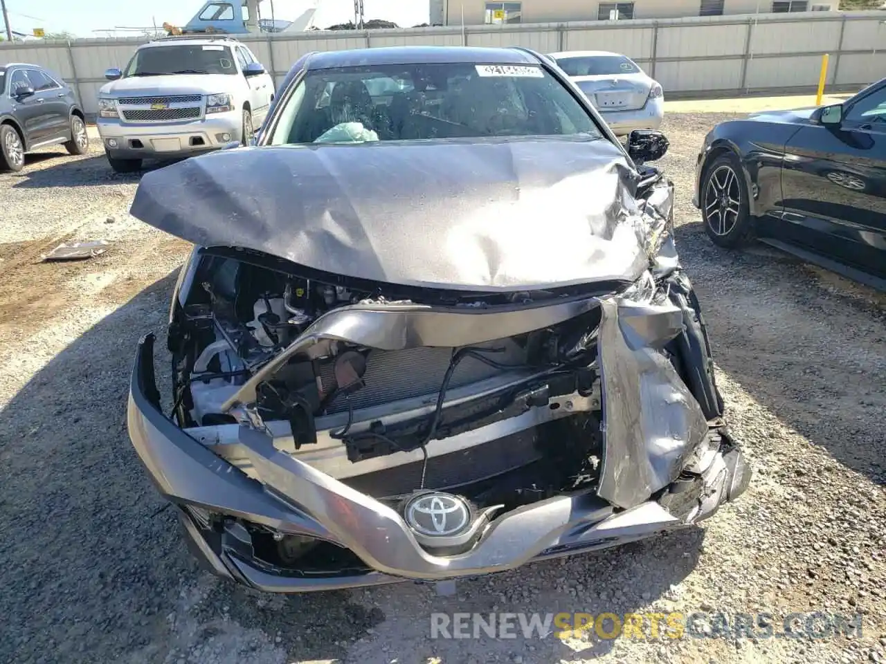 9 Photograph of a damaged car 4T1C11AK0LU890878 TOYOTA CAMRY 2020