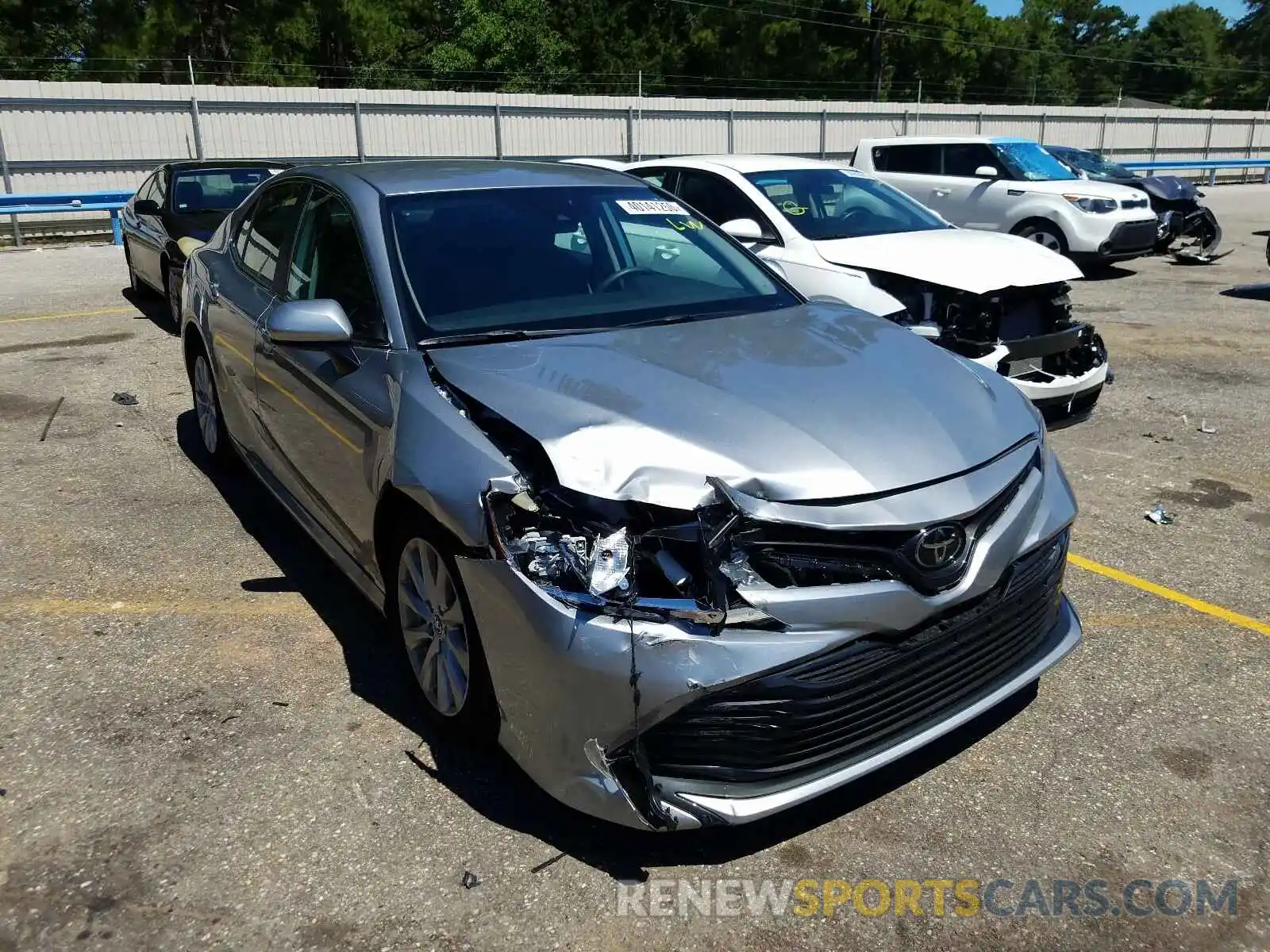 1 Photograph of a damaged car 4T1C11AK0LU902866 TOYOTA CAMRY 2020