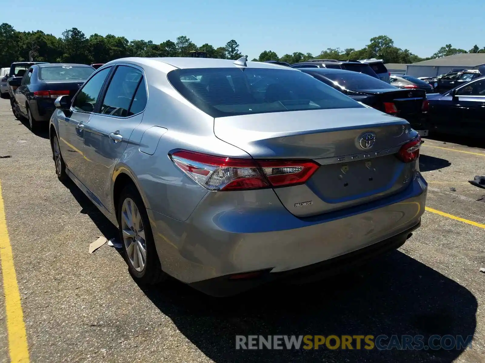 3 Photograph of a damaged car 4T1C11AK0LU902866 TOYOTA CAMRY 2020