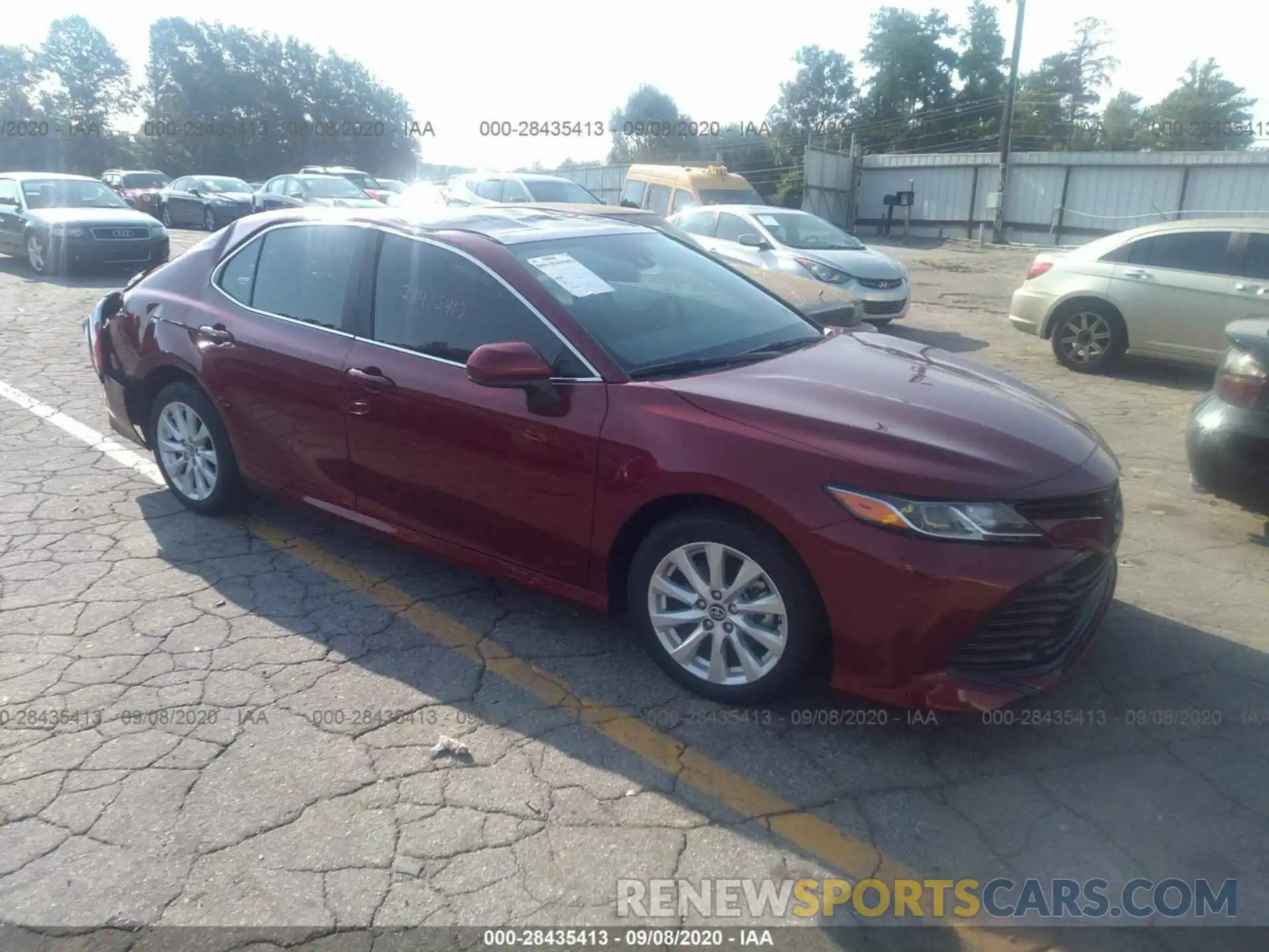 1 Photograph of a damaged car 4T1C11AK0LU907629 TOYOTA CAMRY 2020