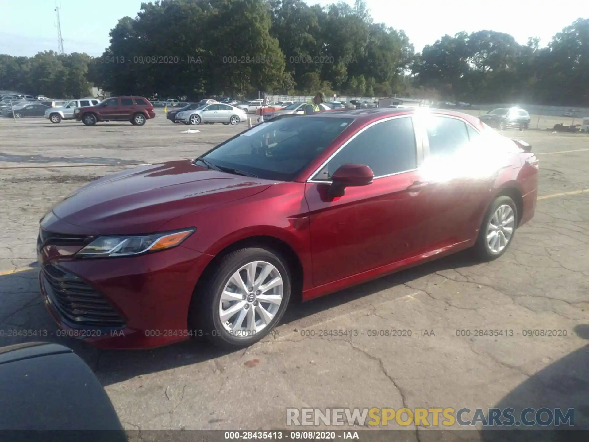 2 Photograph of a damaged car 4T1C11AK0LU907629 TOYOTA CAMRY 2020