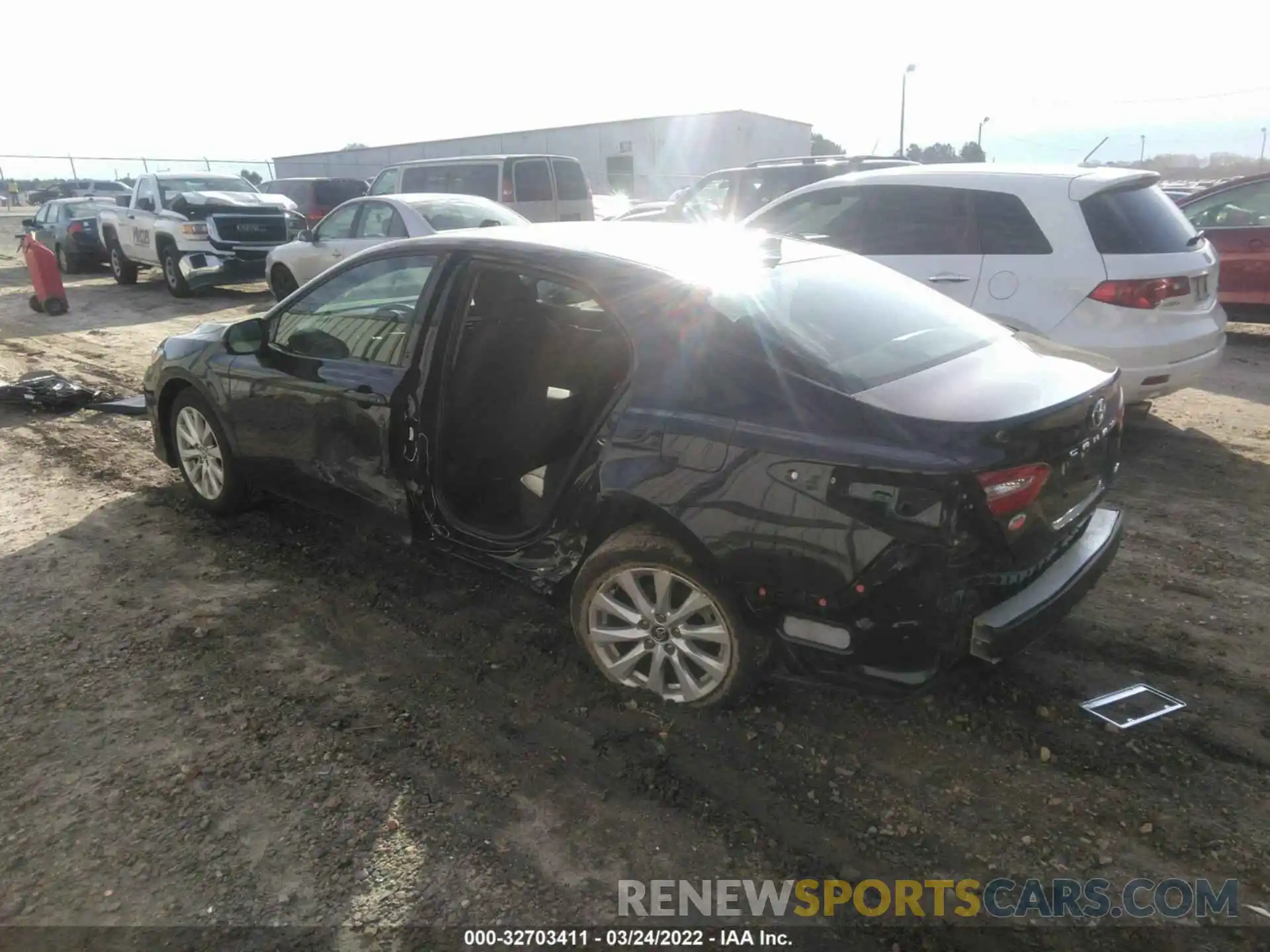 3 Photograph of a damaged car 4T1C11AK0LU912040 TOYOTA CAMRY 2020