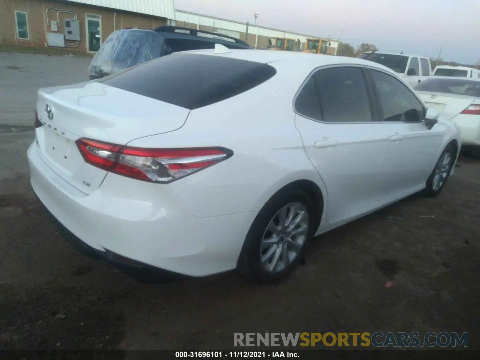 4 Photograph of a damaged car 4T1C11AK0LU912152 TOYOTA CAMRY 2020