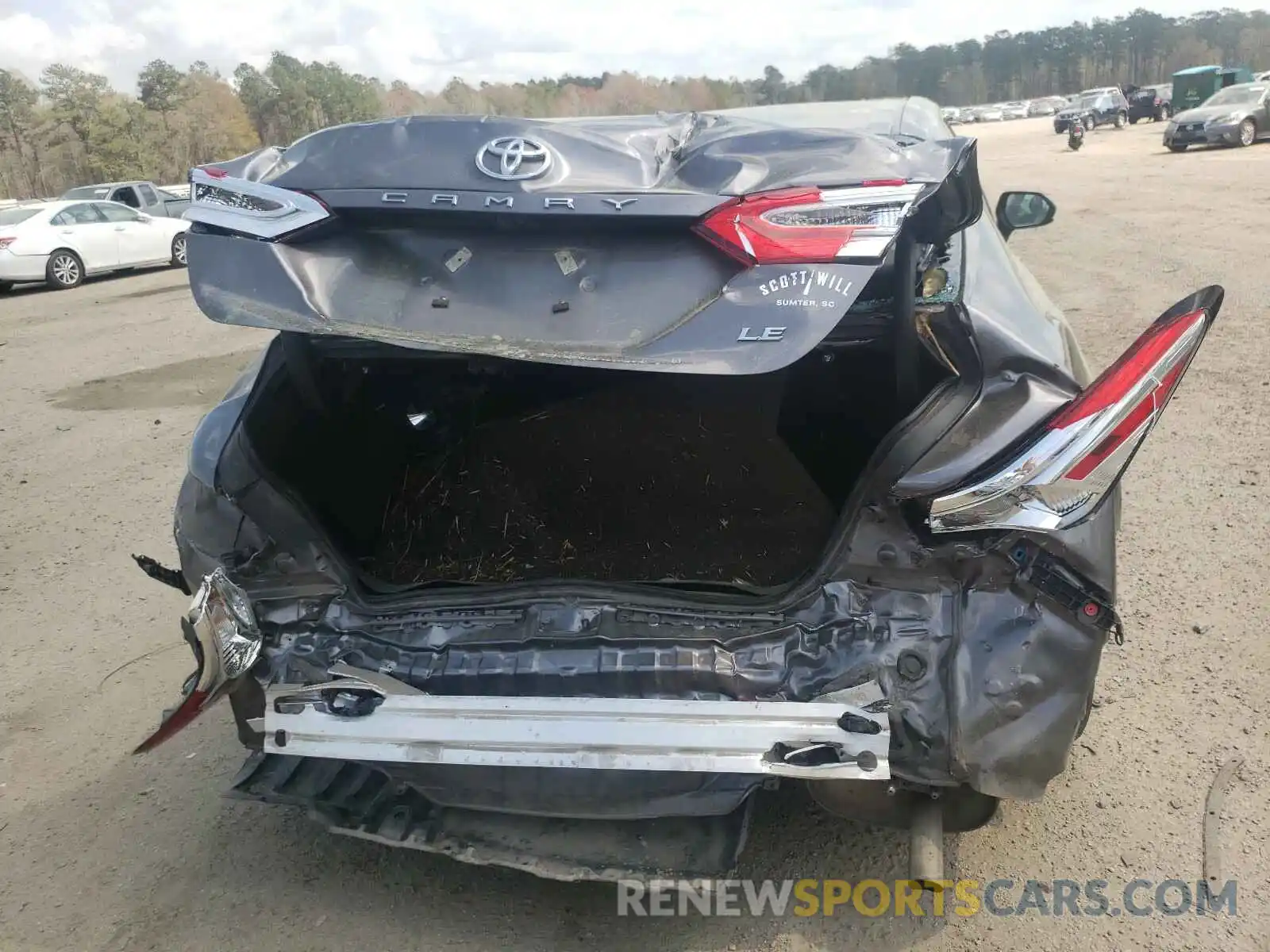 9 Photograph of a damaged car 4T1C11AK0LU912720 TOYOTA CAMRY 2020