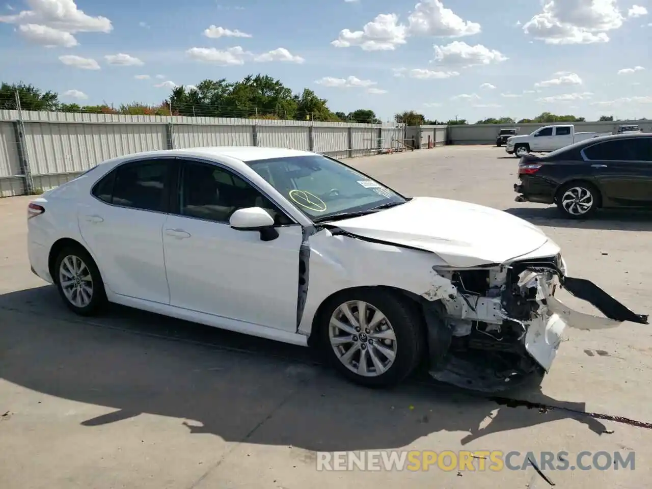 9 Photograph of a damaged car 4T1C11AK0LU917755 TOYOTA CAMRY 2020