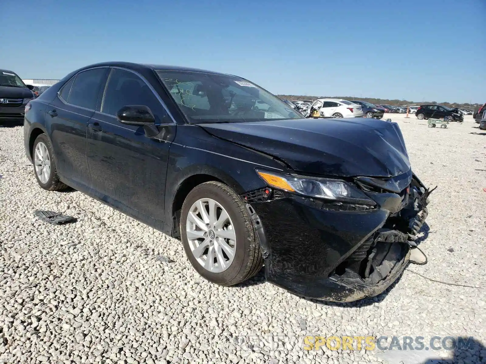 1 Photograph of a damaged car 4T1C11AK0LU918565 TOYOTA CAMRY 2020