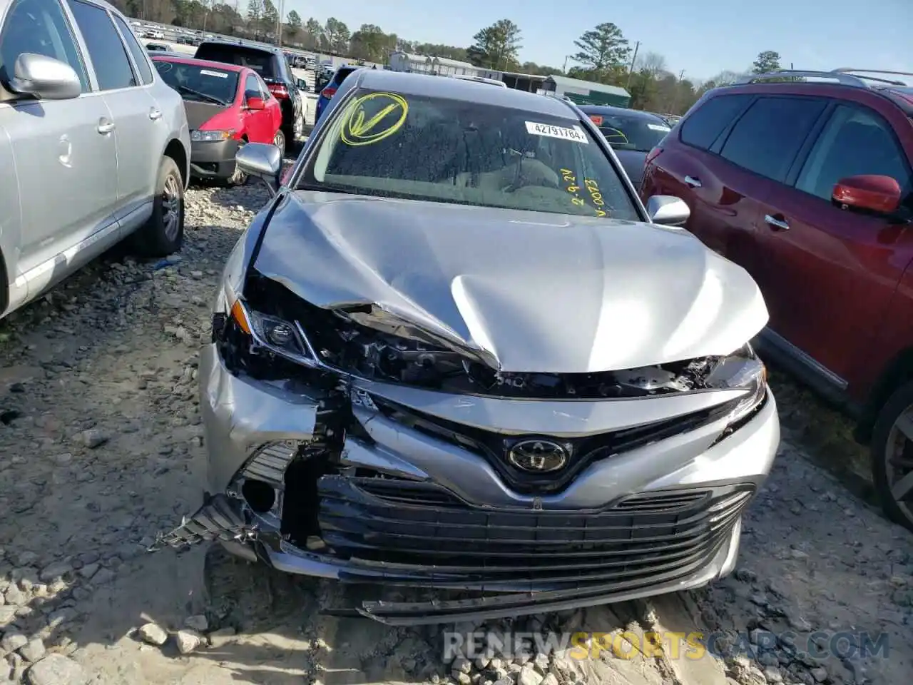 5 Photograph of a damaged car 4T1C11AK0LU920073 TOYOTA CAMRY 2020