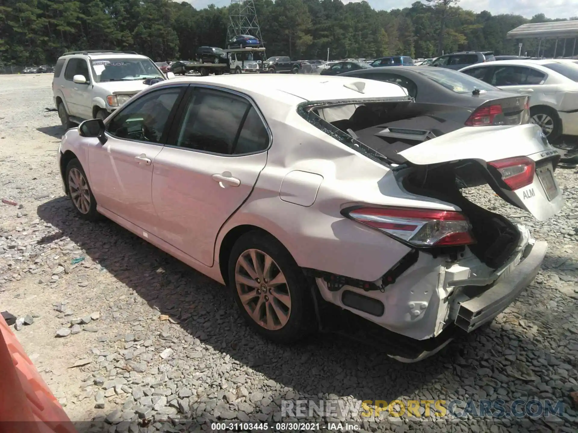 3 Photograph of a damaged car 4T1C11AK0LU927315 TOYOTA CAMRY 2020