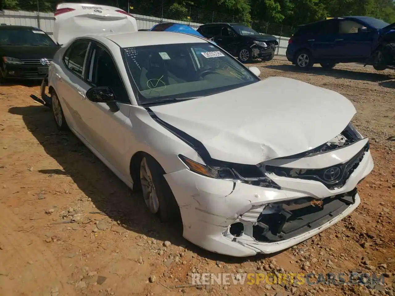 1 Photograph of a damaged car 4T1C11AK0LU927427 TOYOTA CAMRY 2020