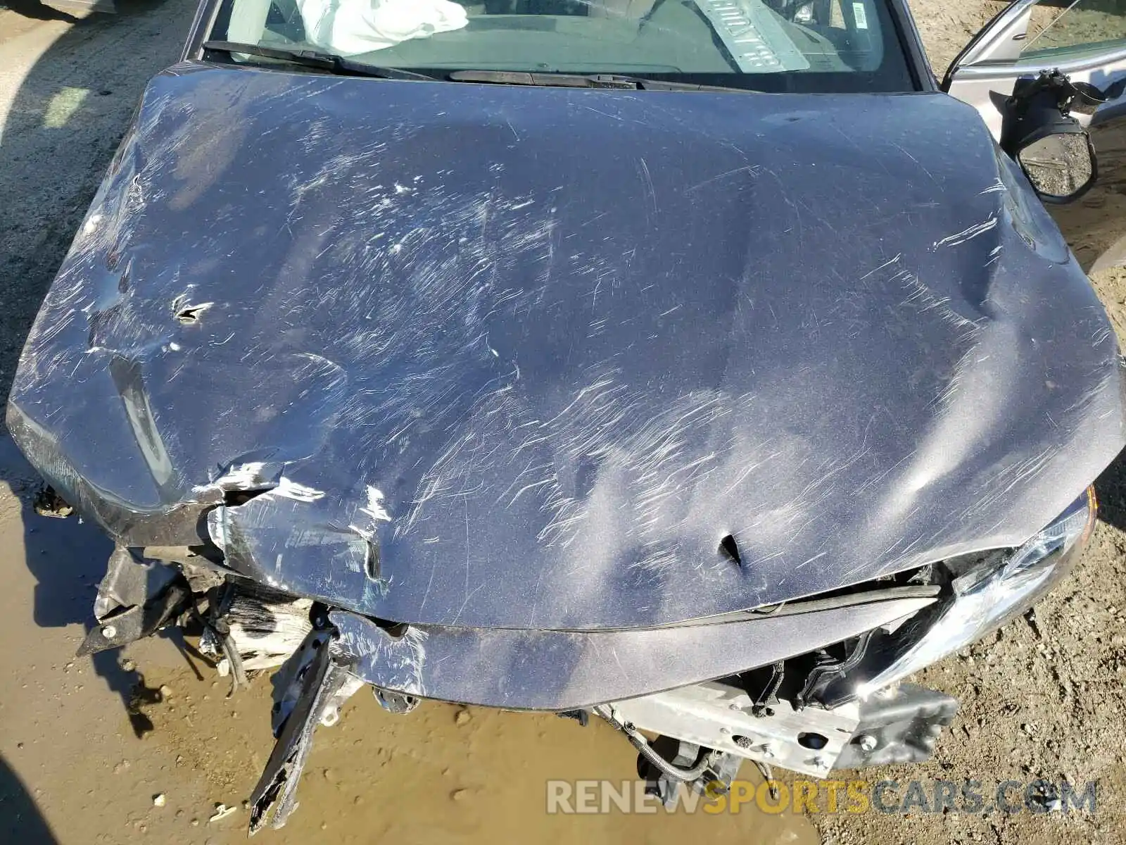 7 Photograph of a damaged car 4T1C11AK0LU927864 TOYOTA CAMRY 2020