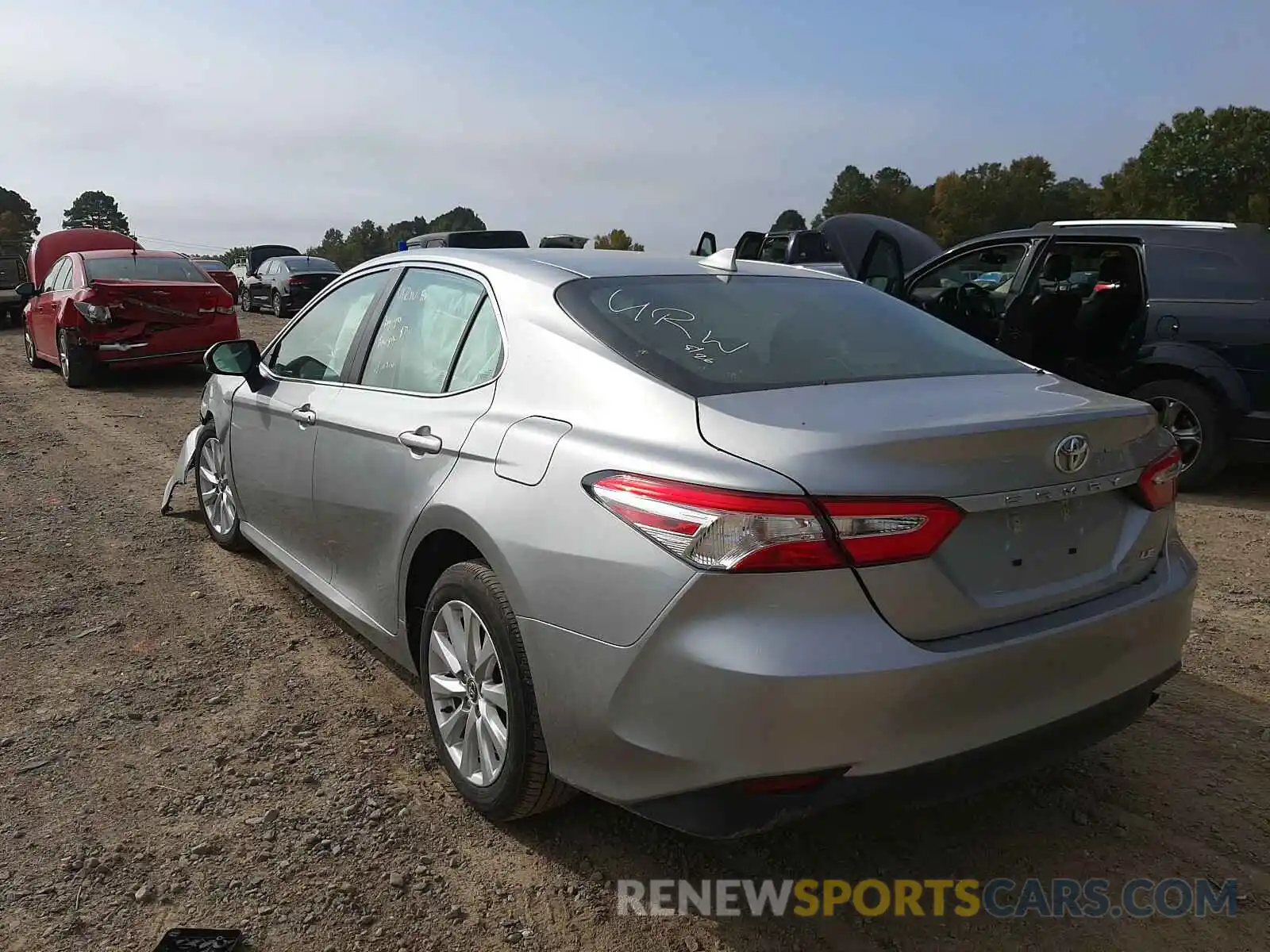 3 Photograph of a damaged car 4T1C11AK0LU927976 TOYOTA CAMRY 2020