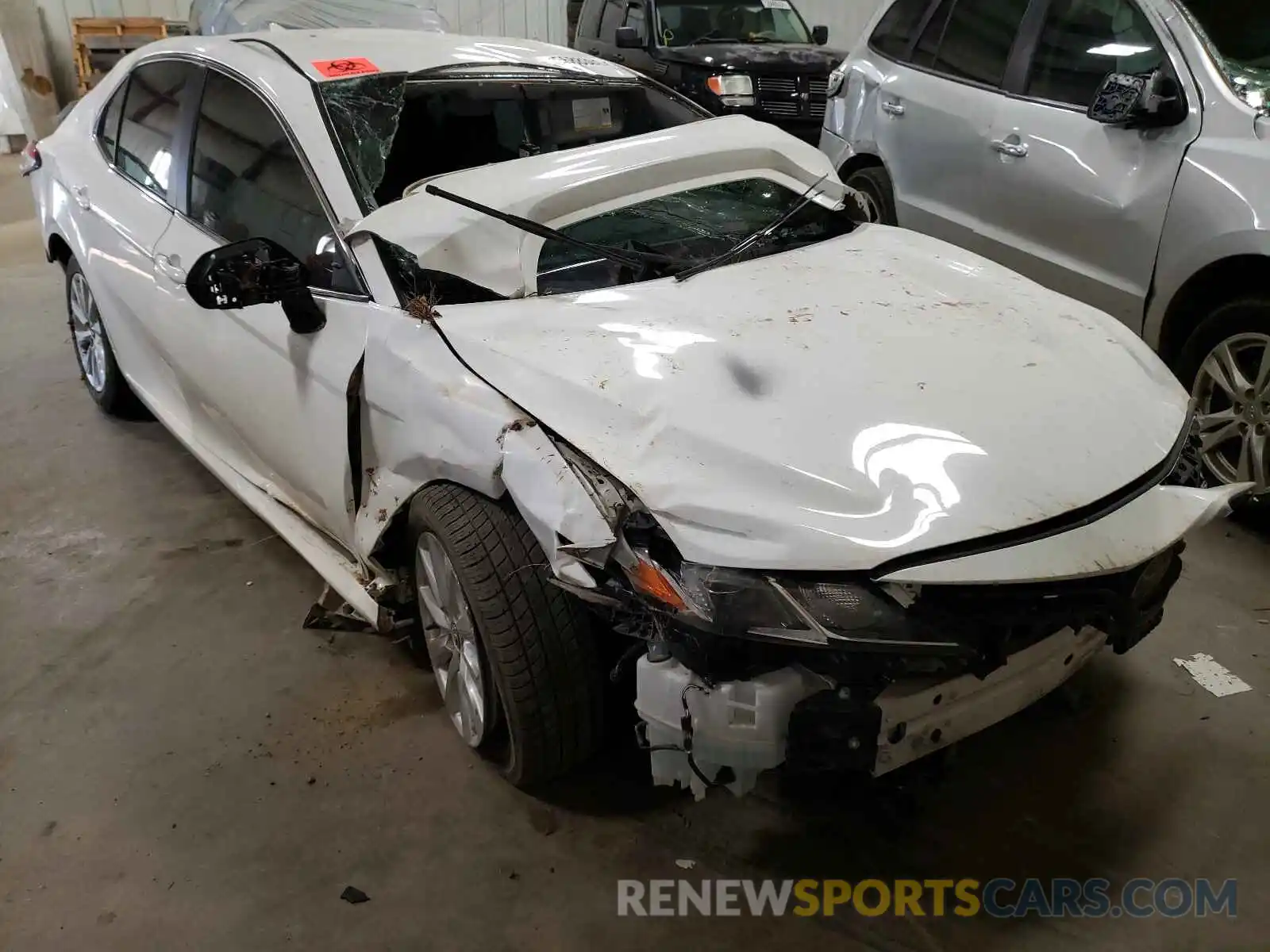 1 Photograph of a damaged car 4T1C11AK0LU928979 TOYOTA CAMRY 2020