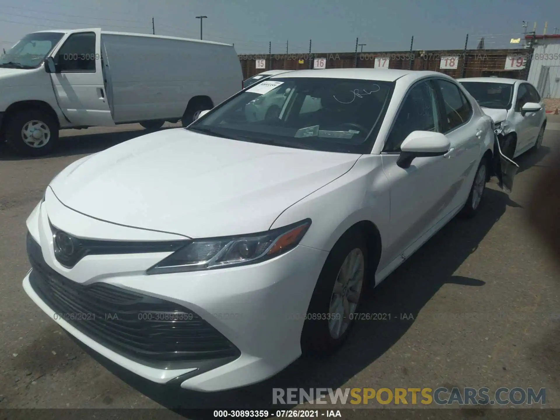 2 Photograph of a damaged car 4T1C11AK0LU929324 TOYOTA CAMRY 2020