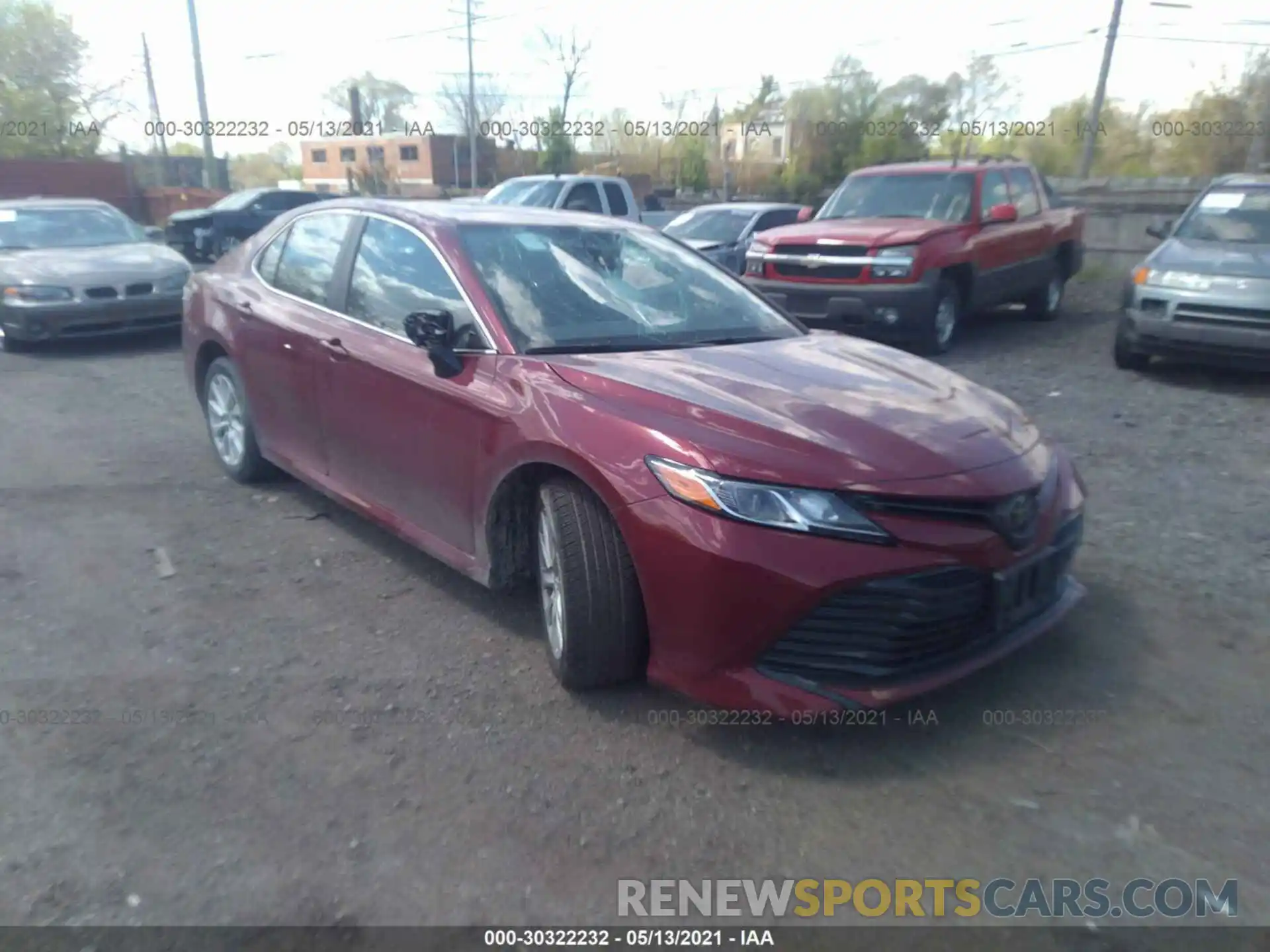 1 Photograph of a damaged car 4T1C11AK0LU929954 TOYOTA CAMRY 2020