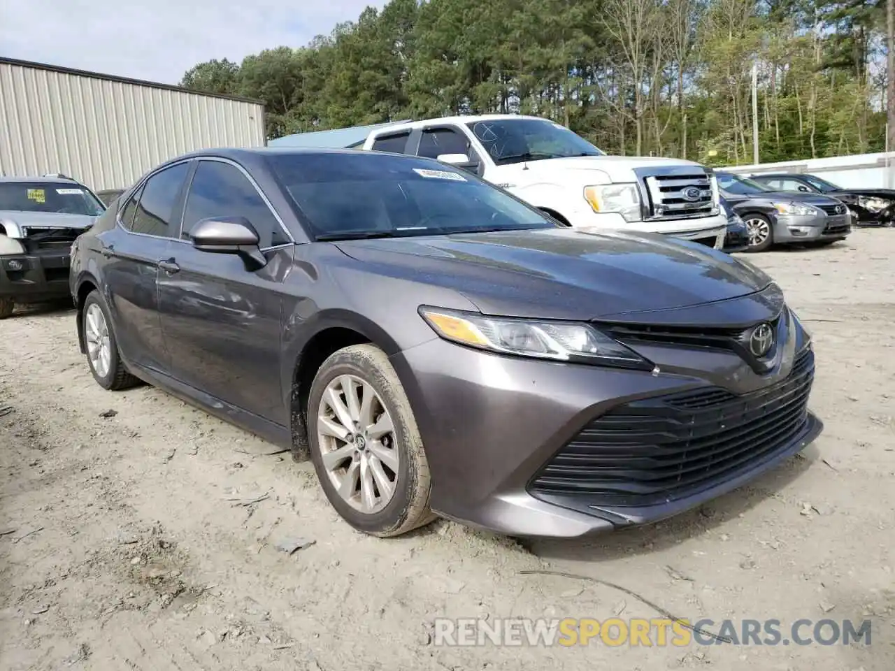 1 Photograph of a damaged car 4T1C11AK0LU932451 TOYOTA CAMRY 2020