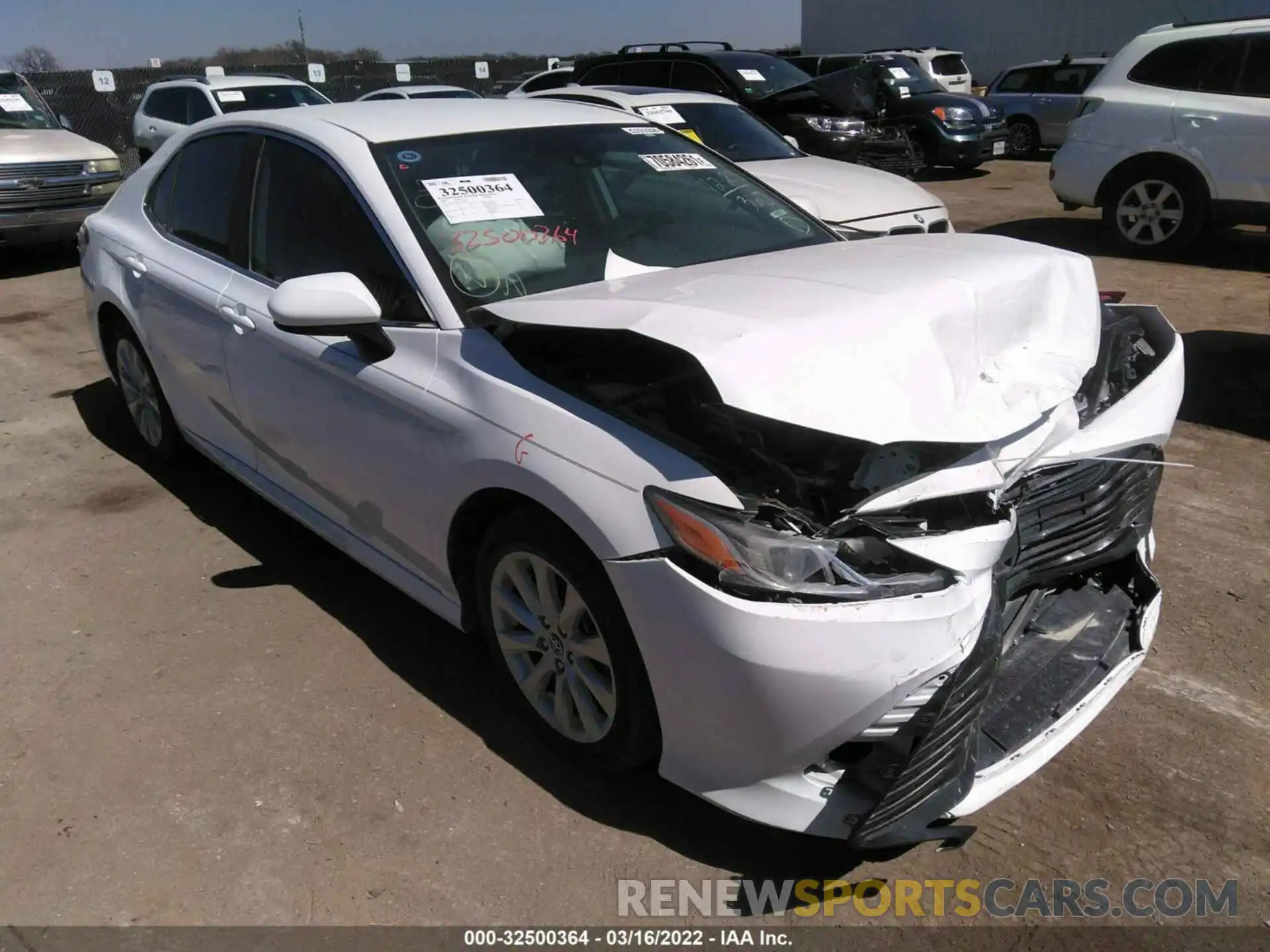 1 Photograph of a damaged car 4T1C11AK0LU937889 TOYOTA CAMRY 2020