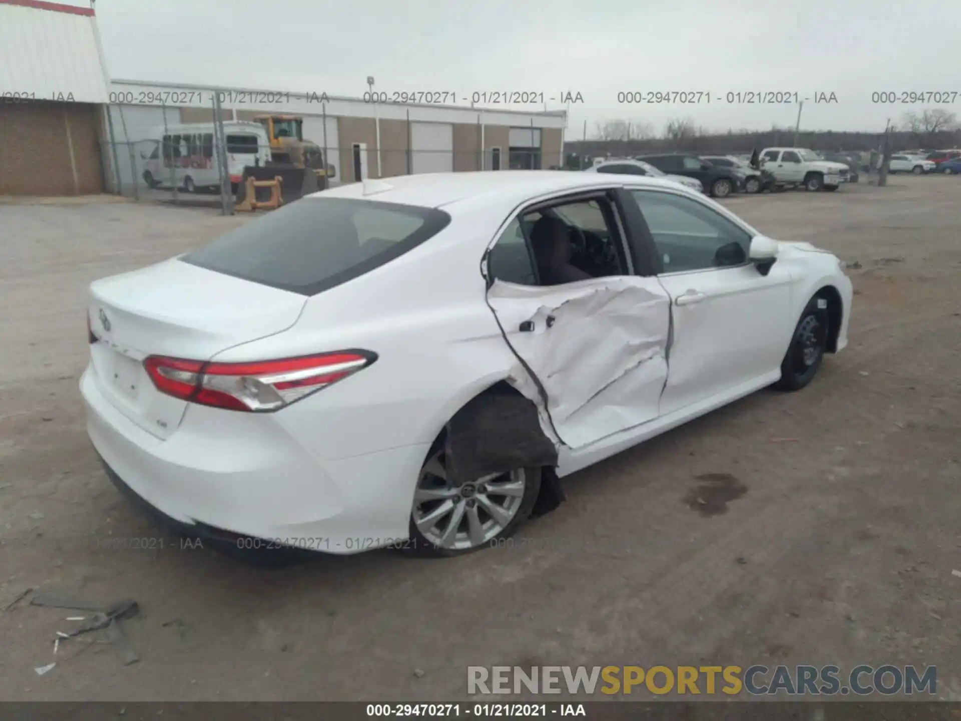 4 Photograph of a damaged car 4T1C11AK0LU940968 TOYOTA CAMRY 2020