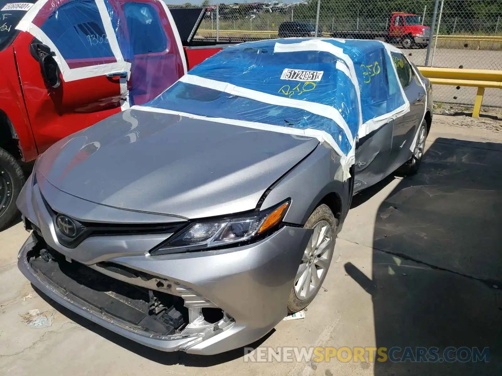 2 Photograph of a damaged car 4T1C11AK0LU941117 TOYOTA CAMRY 2020