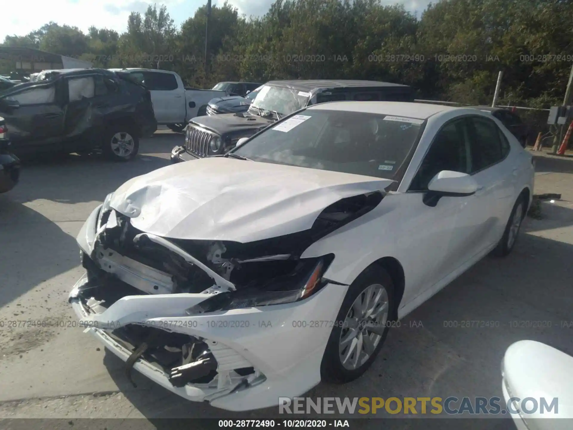 2 Photograph of a damaged car 4T1C11AK0LU941540 TOYOTA CAMRY 2020