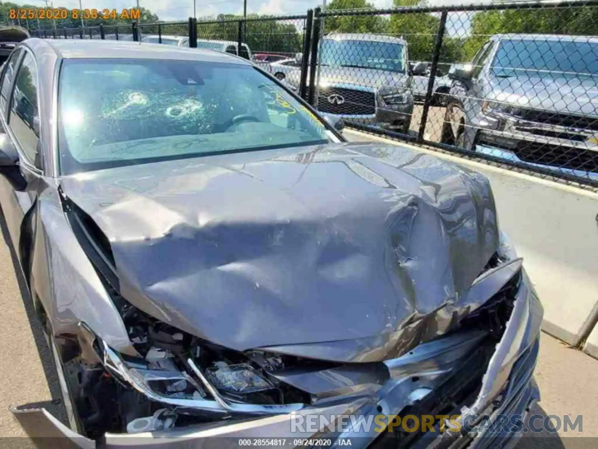 16 Photograph of a damaged car 4T1C11AK0LU945507 TOYOTA CAMRY 2020