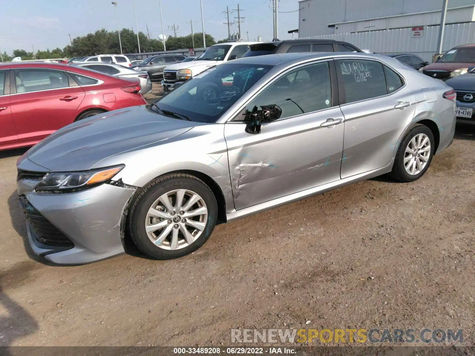 6 Photograph of a damaged car 4T1C11AK0LU946088 TOYOTA CAMRY 2020