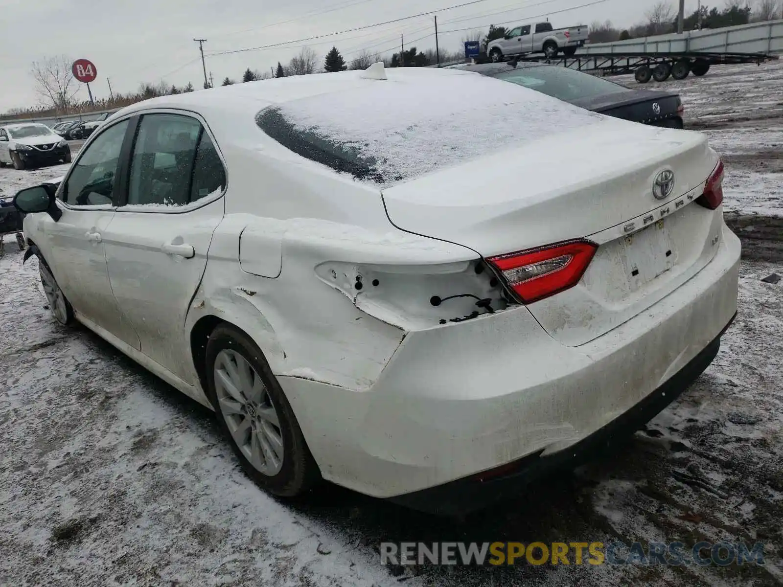 3 Photograph of a damaged car 4T1C11AK0LU947421 TOYOTA CAMRY 2020