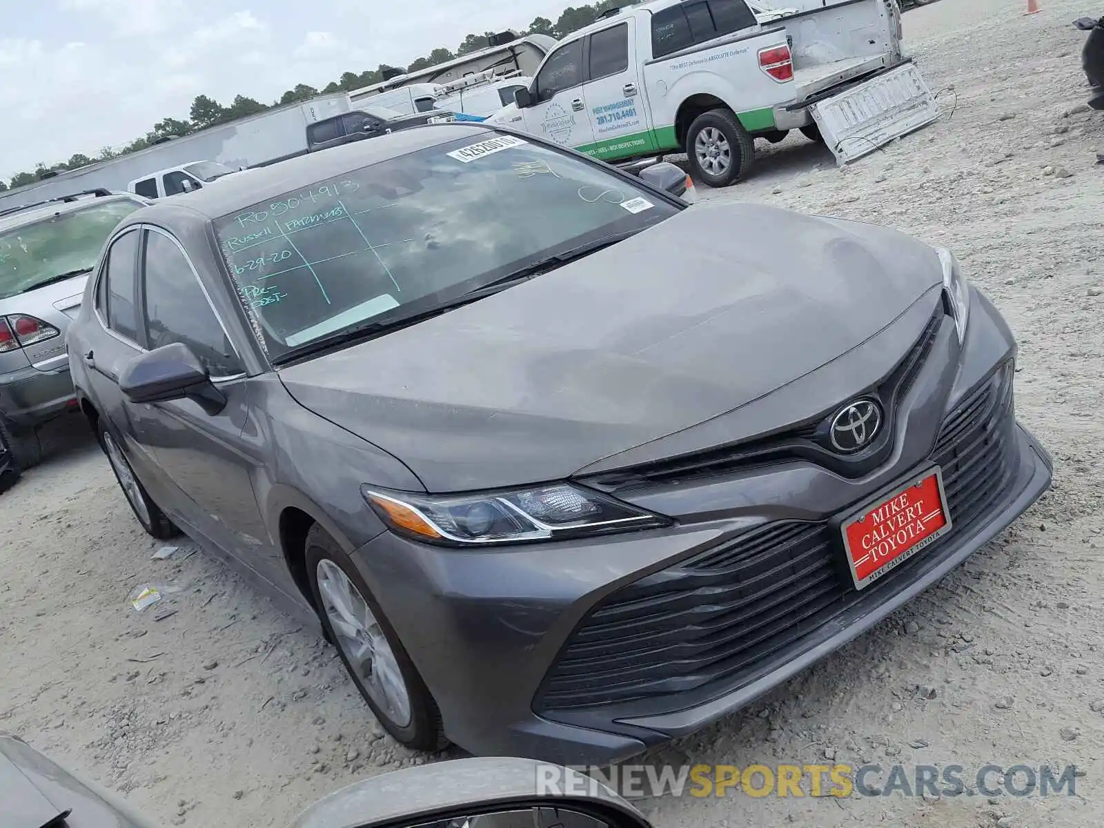 1 Photograph of a damaged car 4T1C11AK0LU951095 TOYOTA CAMRY 2020