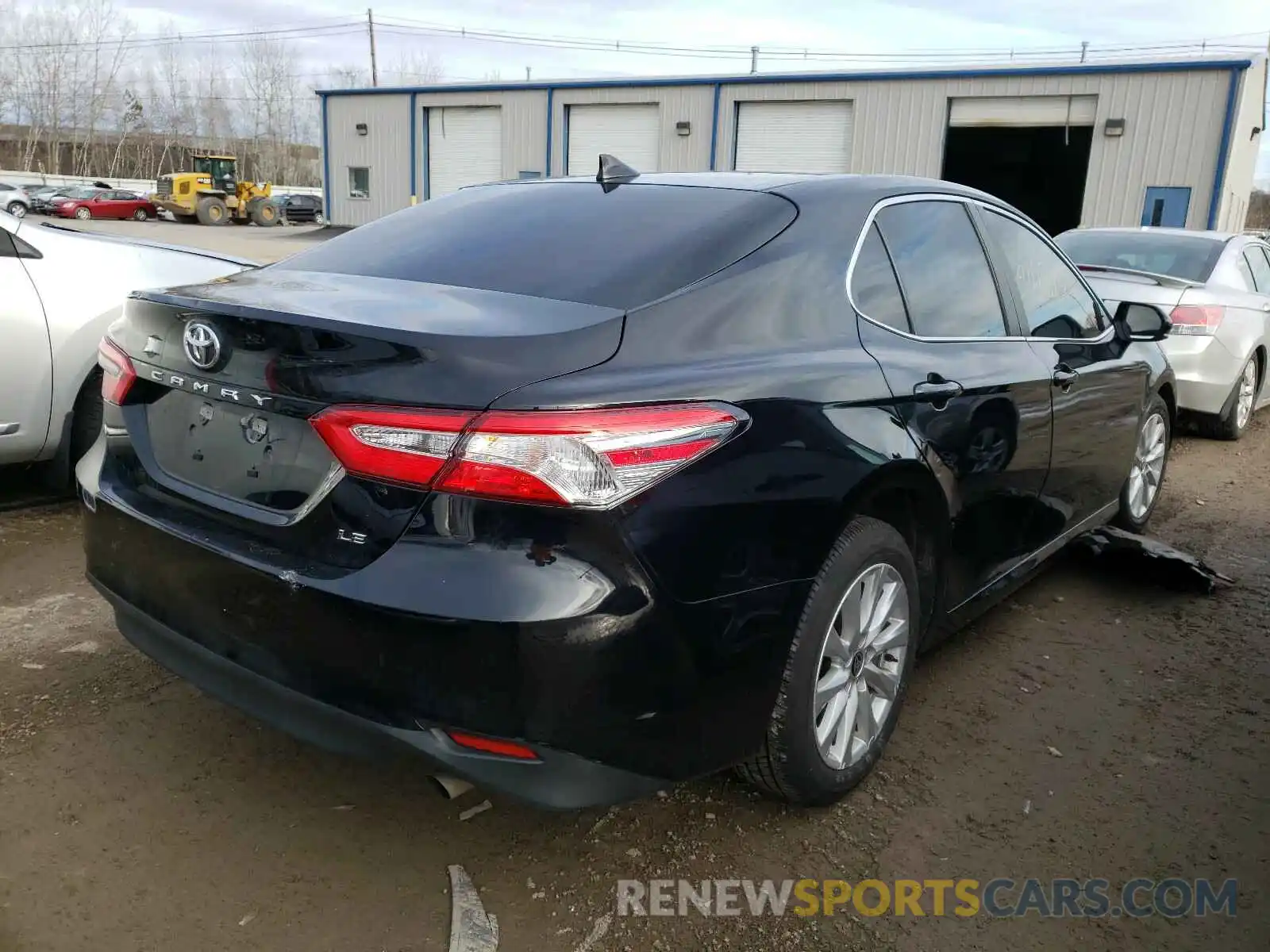 4 Photograph of a damaged car 4T1C11AK0LU951260 TOYOTA CAMRY 2020