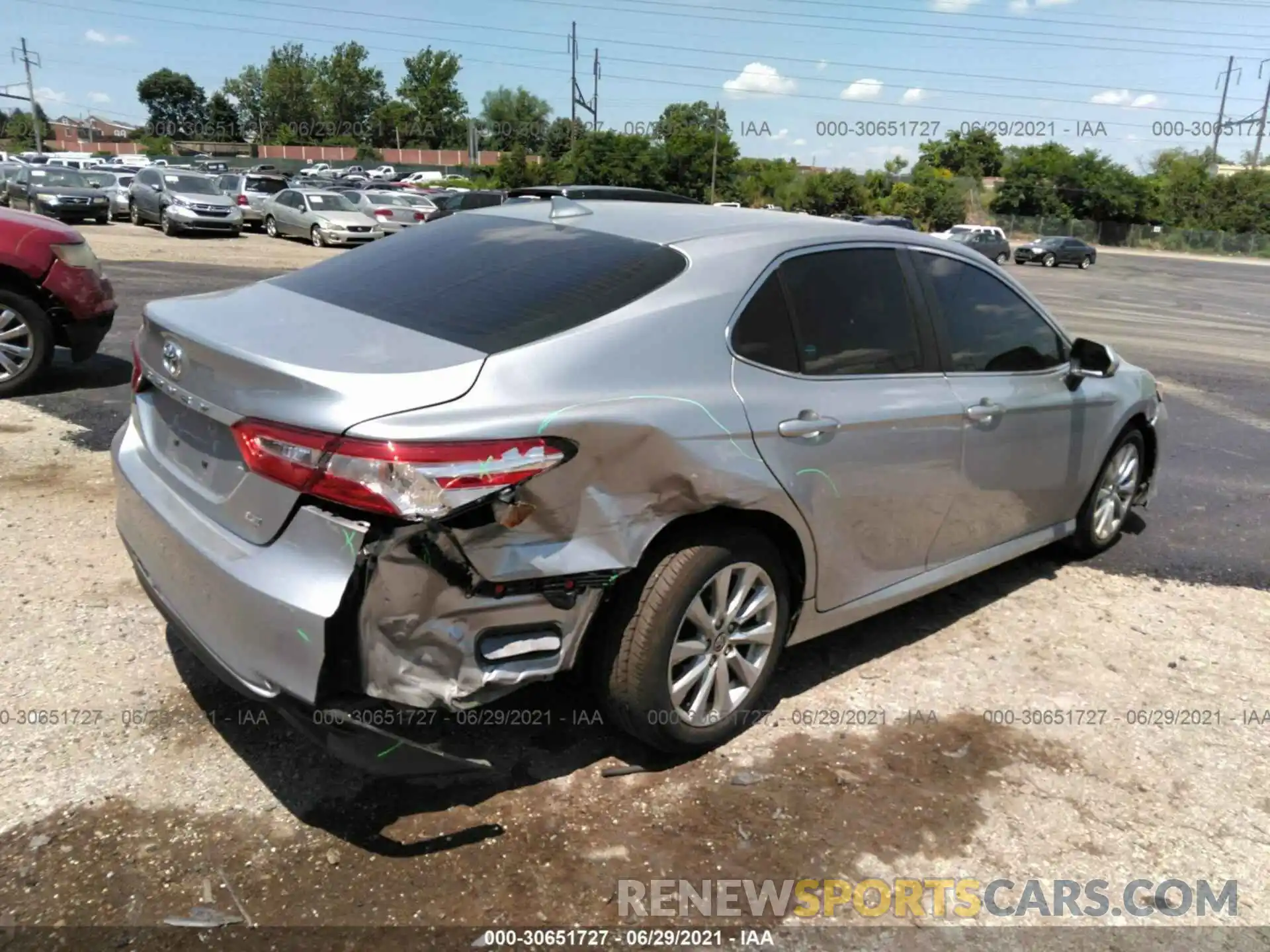 4 Photograph of a damaged car 4T1C11AK0LU958399 TOYOTA CAMRY 2020