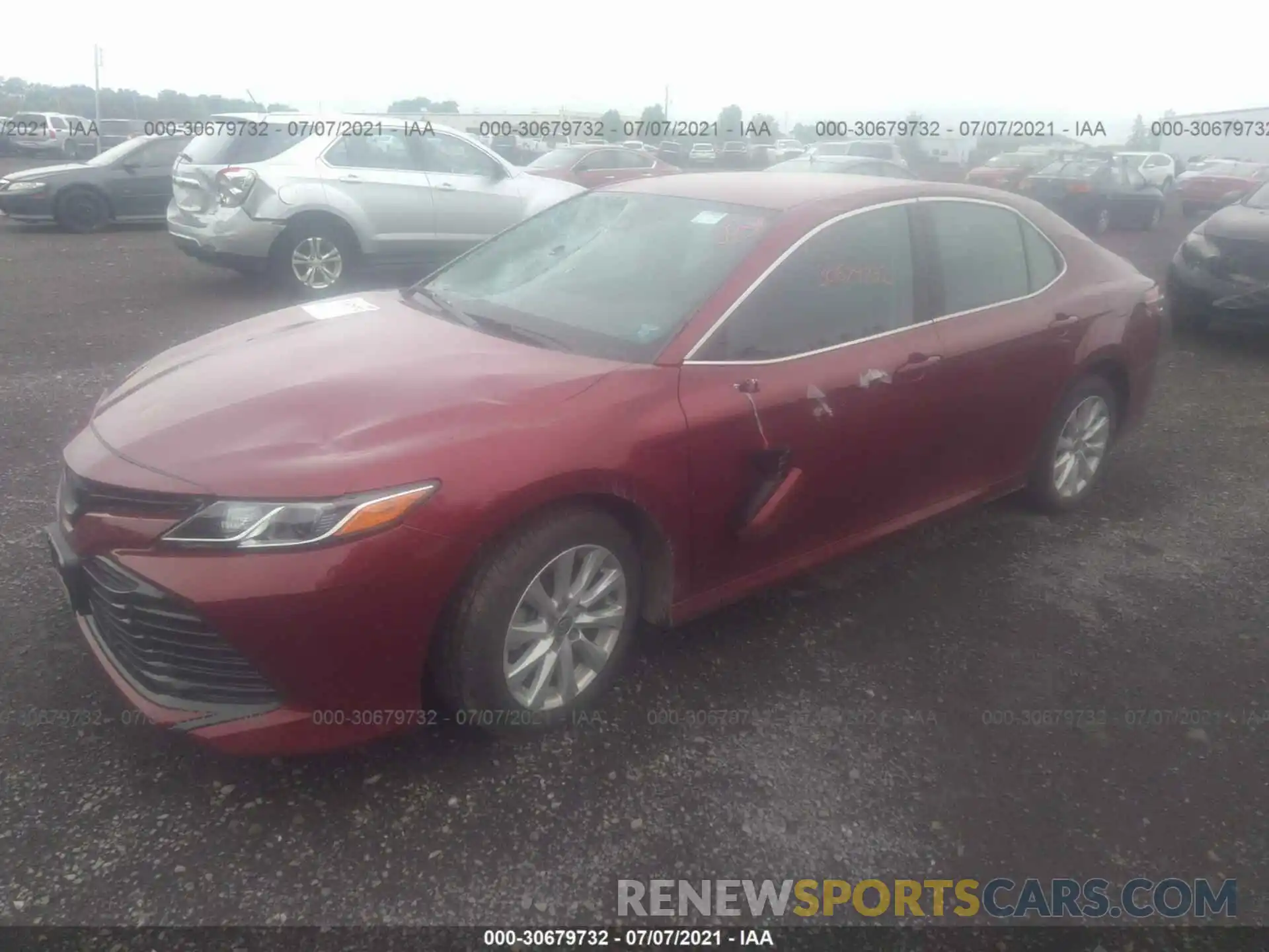 2 Photograph of a damaged car 4T1C11AK0LU960301 TOYOTA CAMRY 2020