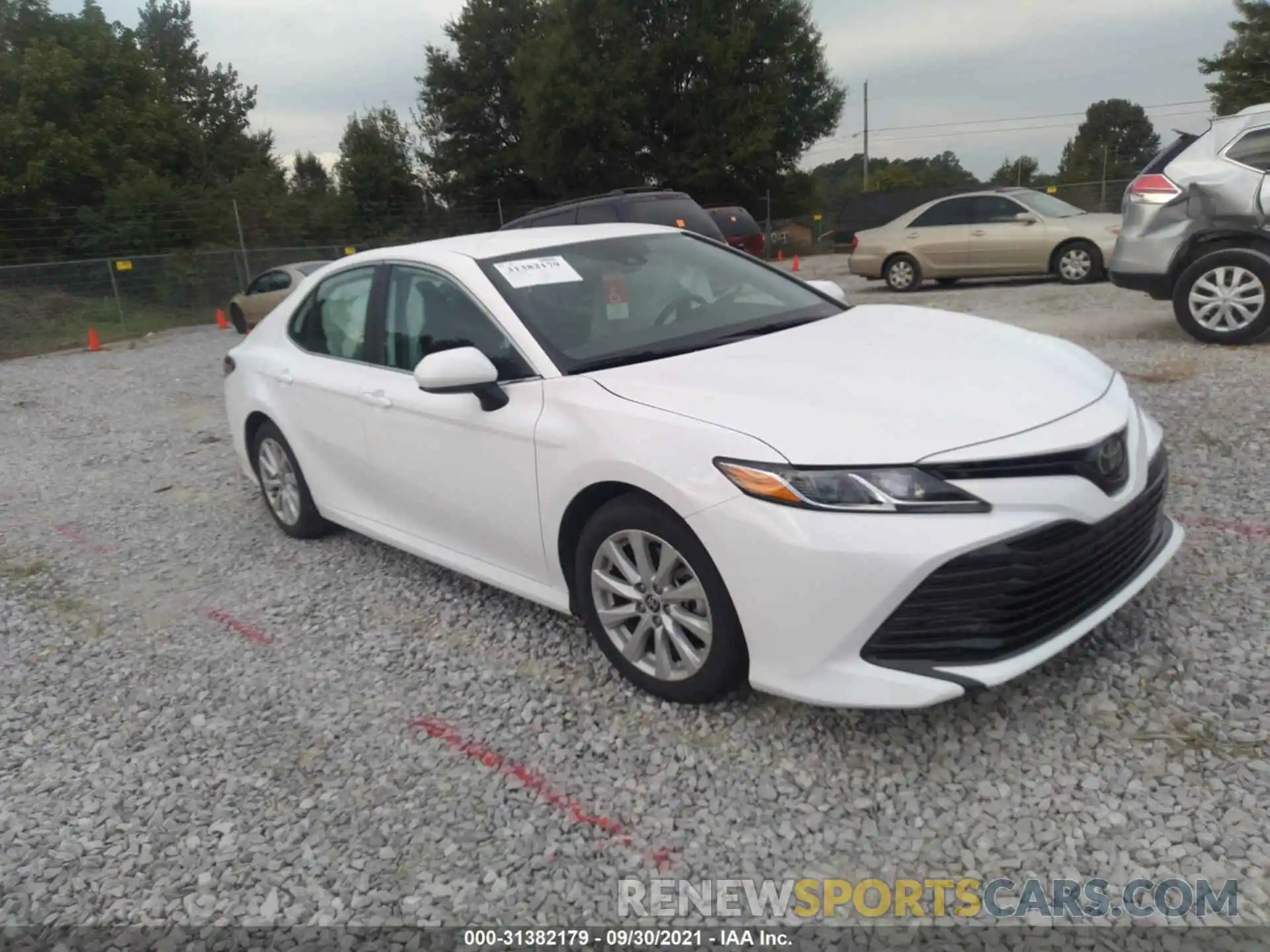 1 Photograph of a damaged car 4T1C11AK0LU961898 TOYOTA CAMRY 2020