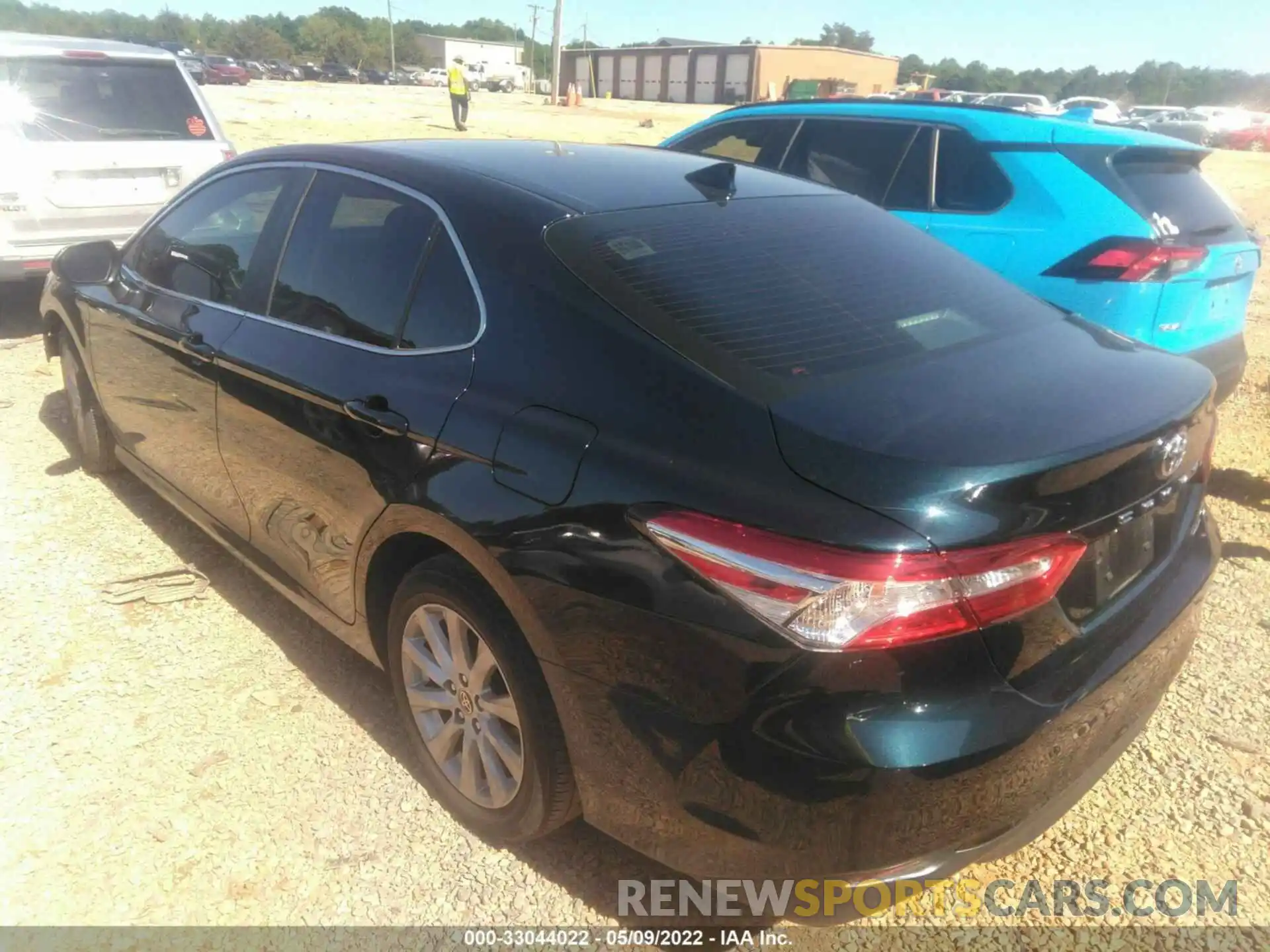 3 Photograph of a damaged car 4T1C11AK0LU963831 TOYOTA CAMRY 2020